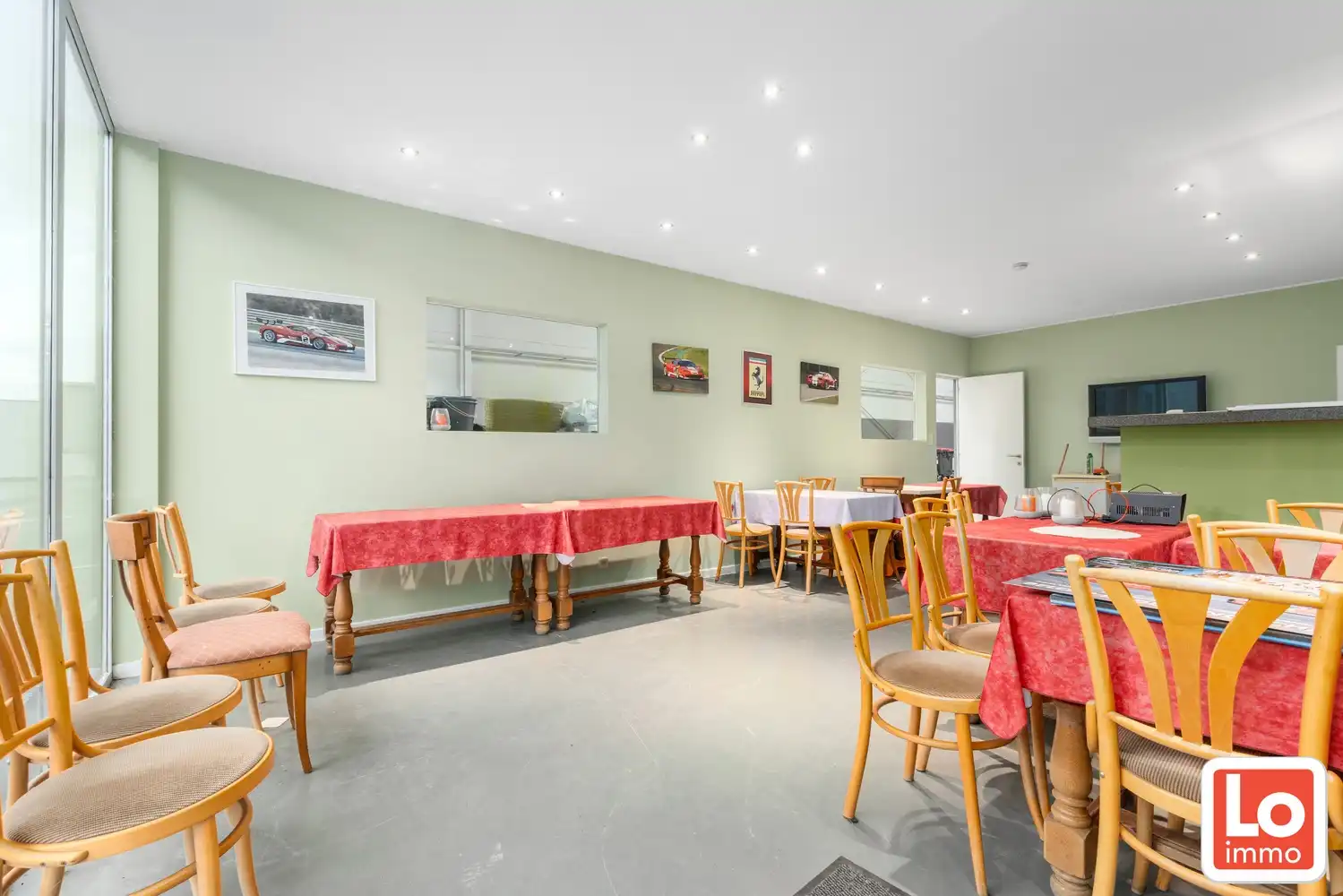 Magazijn 440m² met kantoorruimte 42m² foto 7