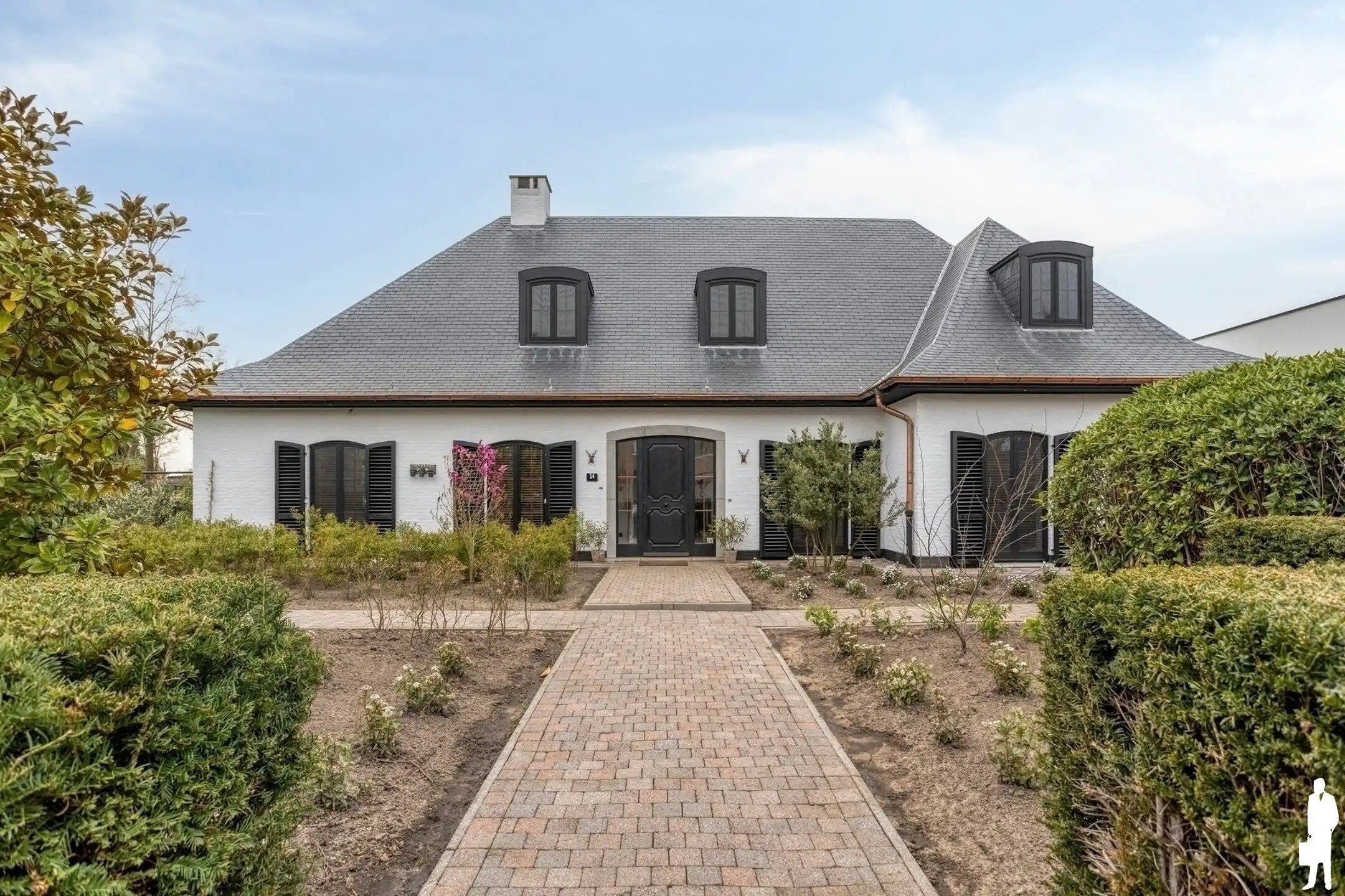 Uitzonderlijk ruime charmante villa op 2451m² foto 2