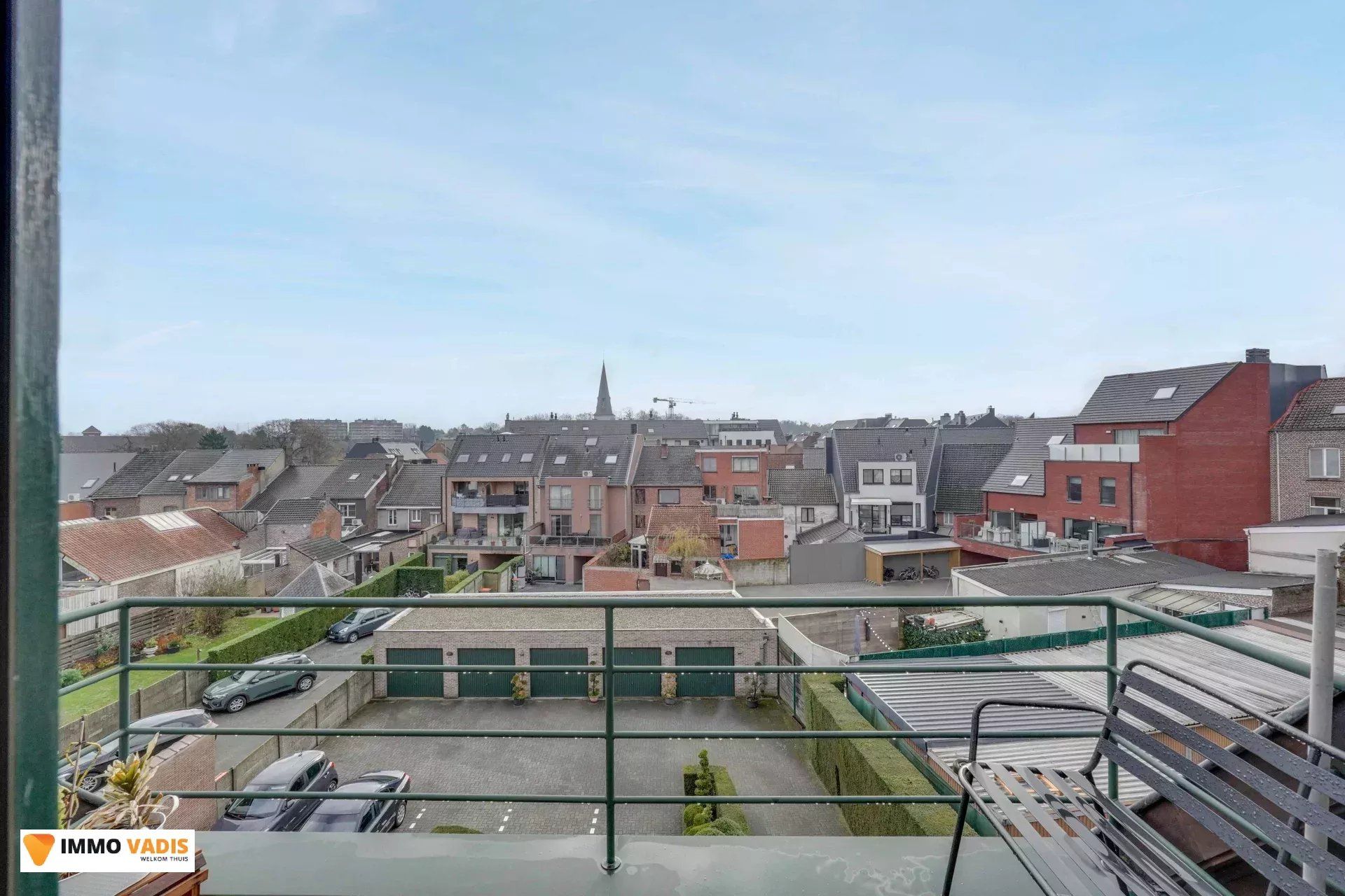 Ruim appartement in centrum Bilzen met Garagebox foto 14