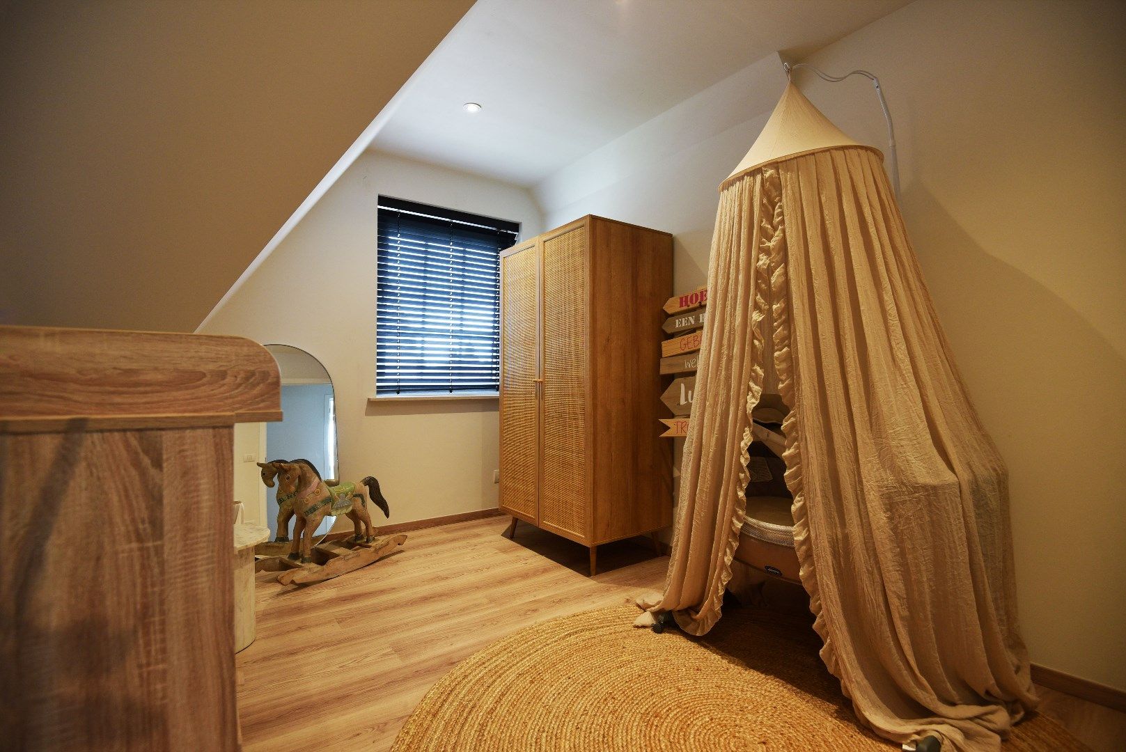 Recente woning met 3 slpks en tuin te Adegem foto 8