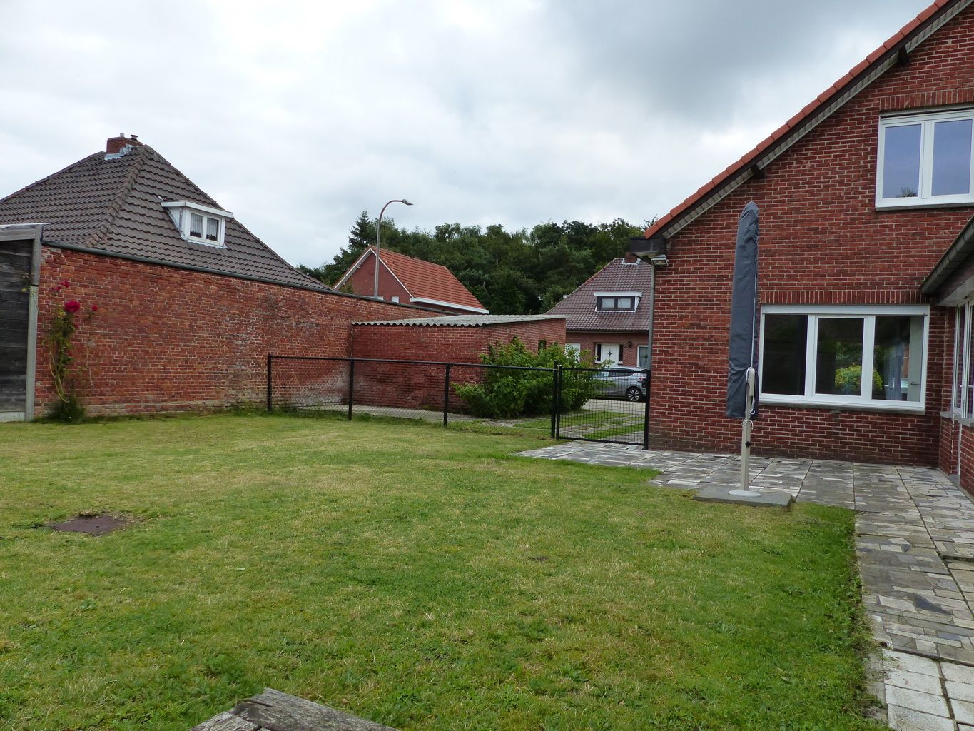 Gerenoveerde woning nabij het centrum van Arendonk. foto 26