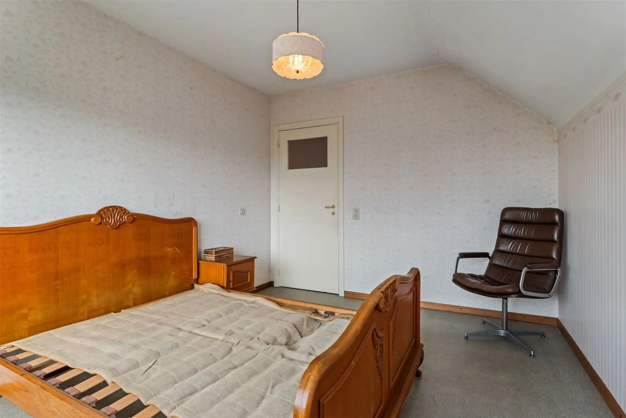 STATIGE, RUIME WONING OP MOOI PERCEEL OP PRACHTIGE LIGGING!  foto 13