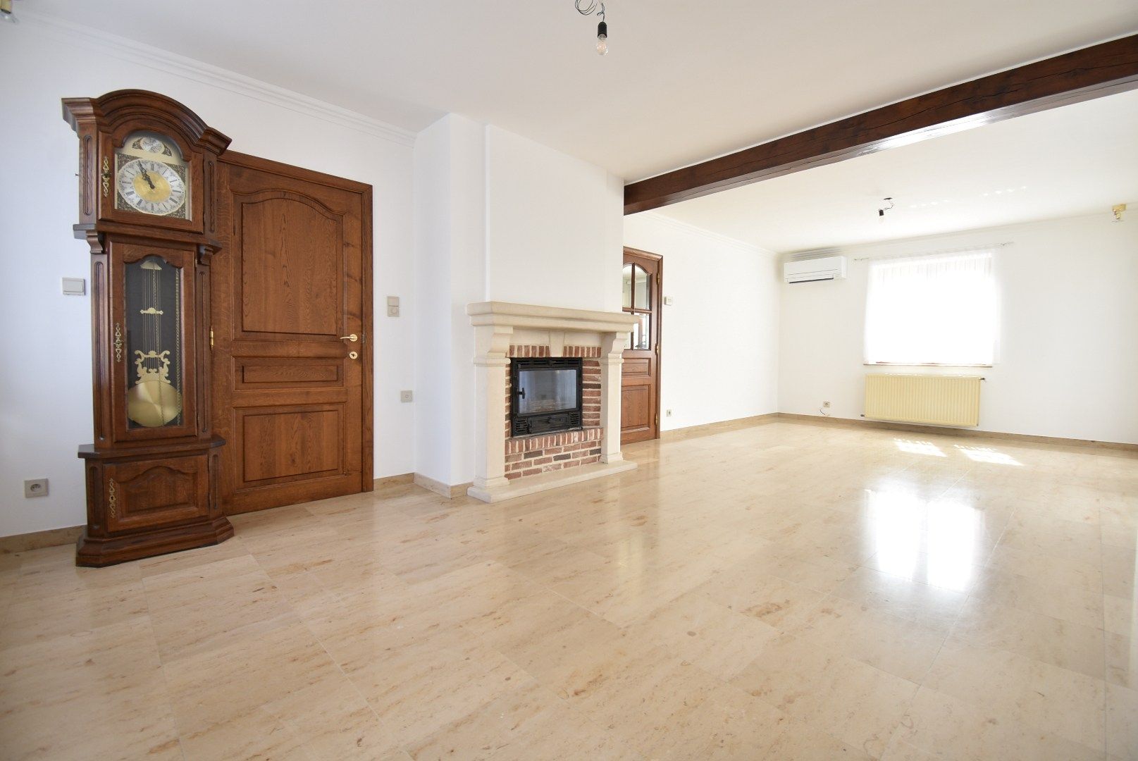 Knappe woning in open bebouwing met 4 slaapkamers te Schalkhoven foto 8