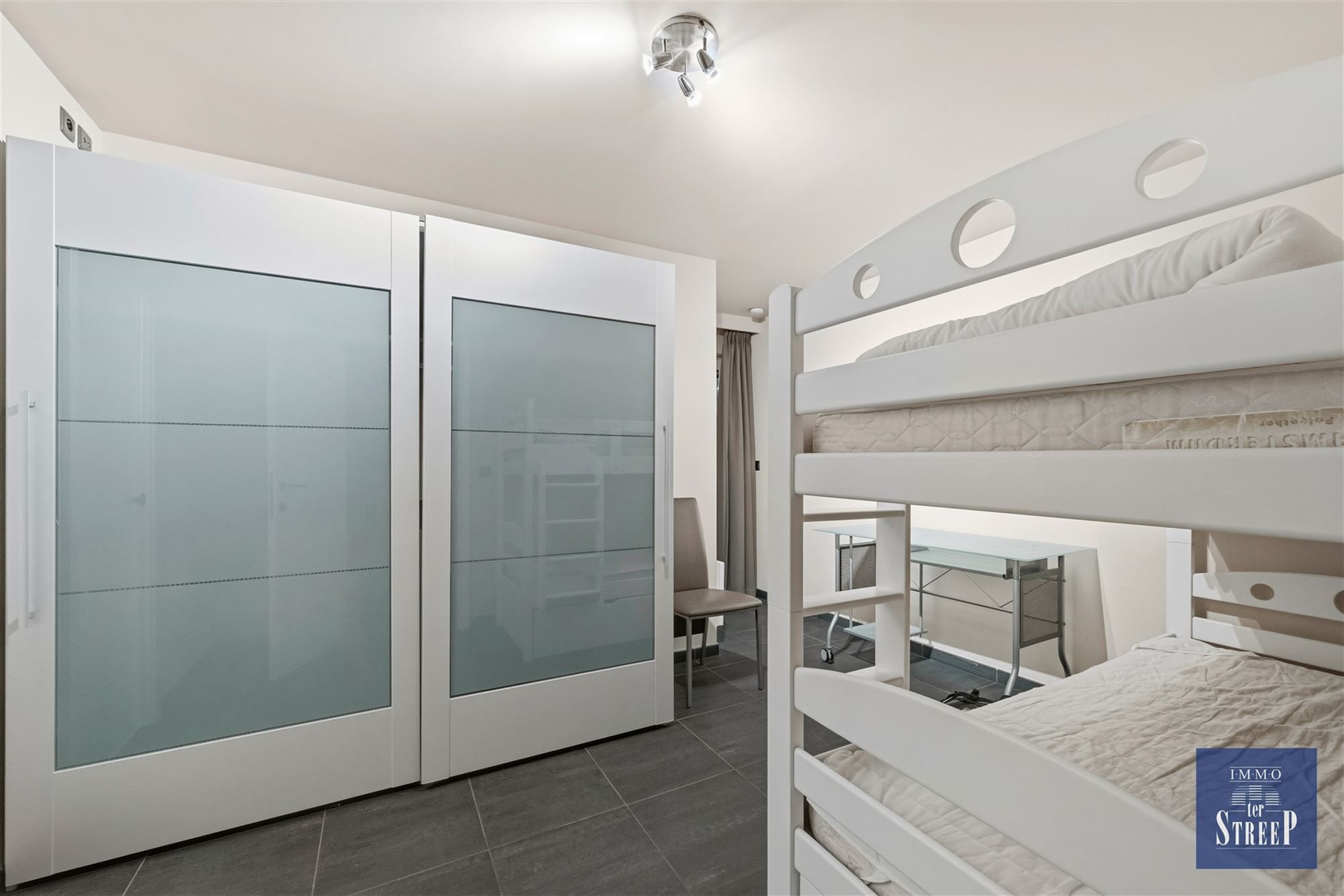 Appartement met 2 slaapkamers en frontaal zeezicht foto 15