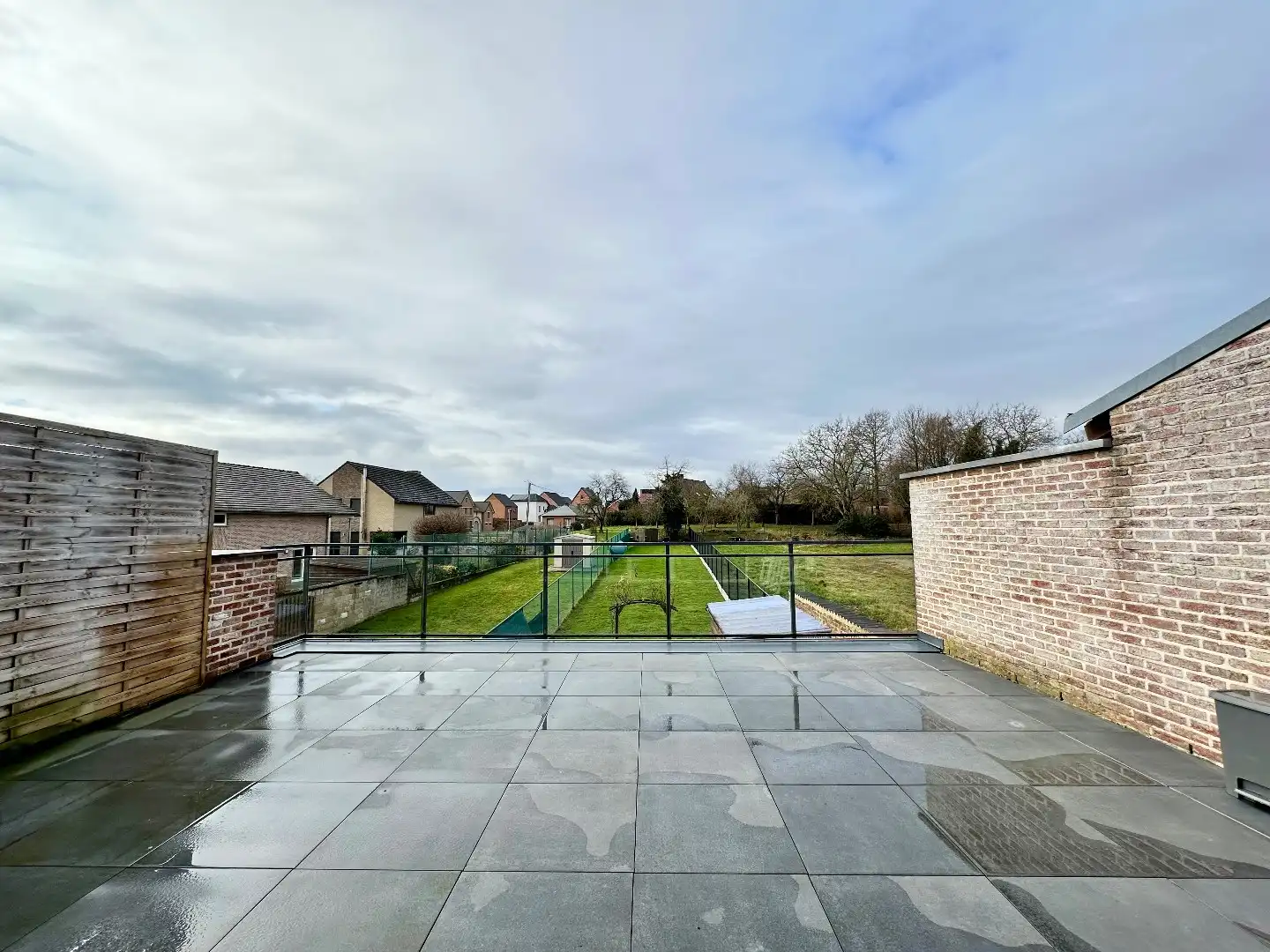 Ruim Duplexappartement met 2 slaapkamers en groot terras te Nerem (Tongeren) foto 15