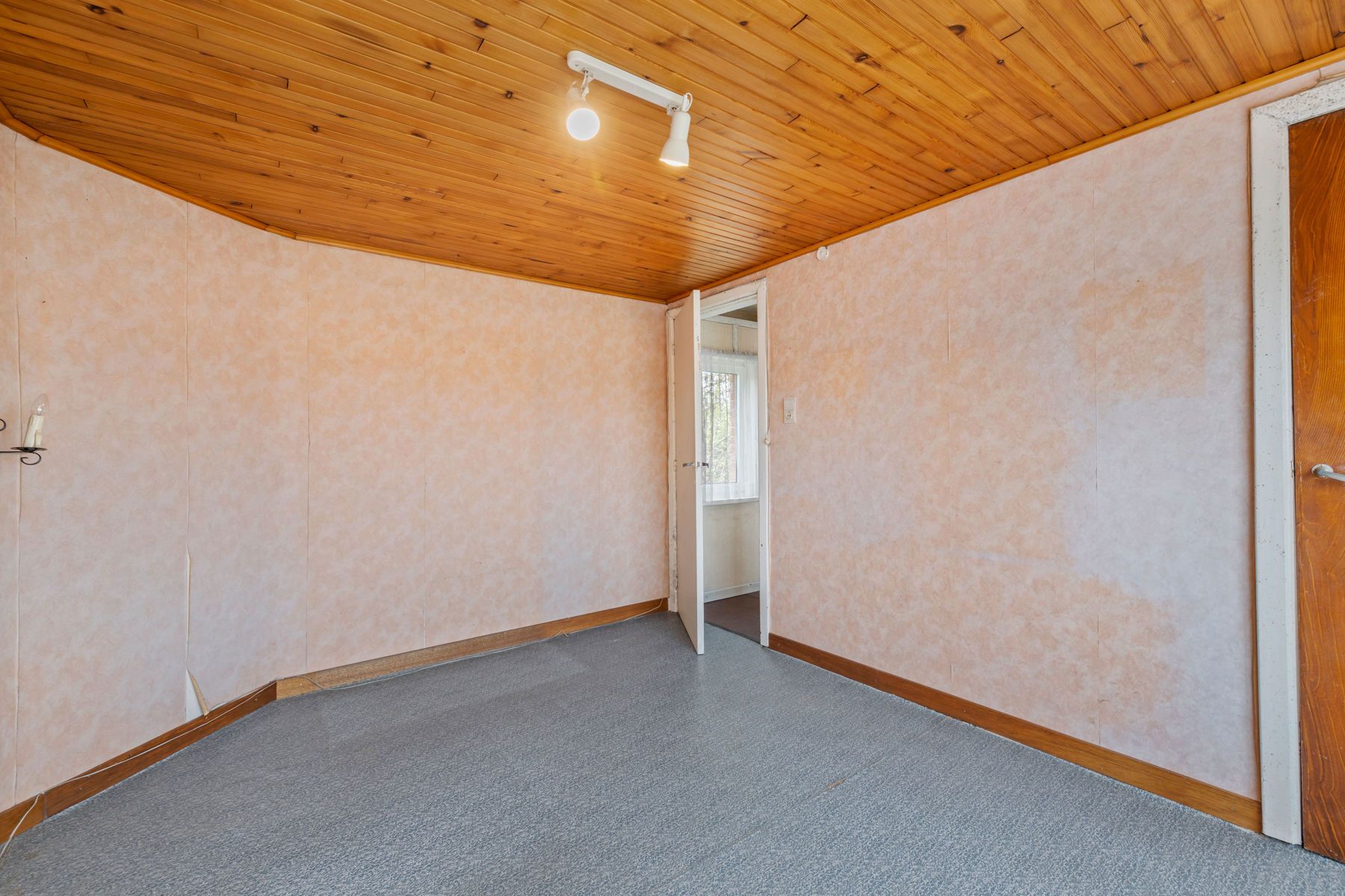 Uniek te renoveren pareltje met 4 slpk op 3528m² foto 23