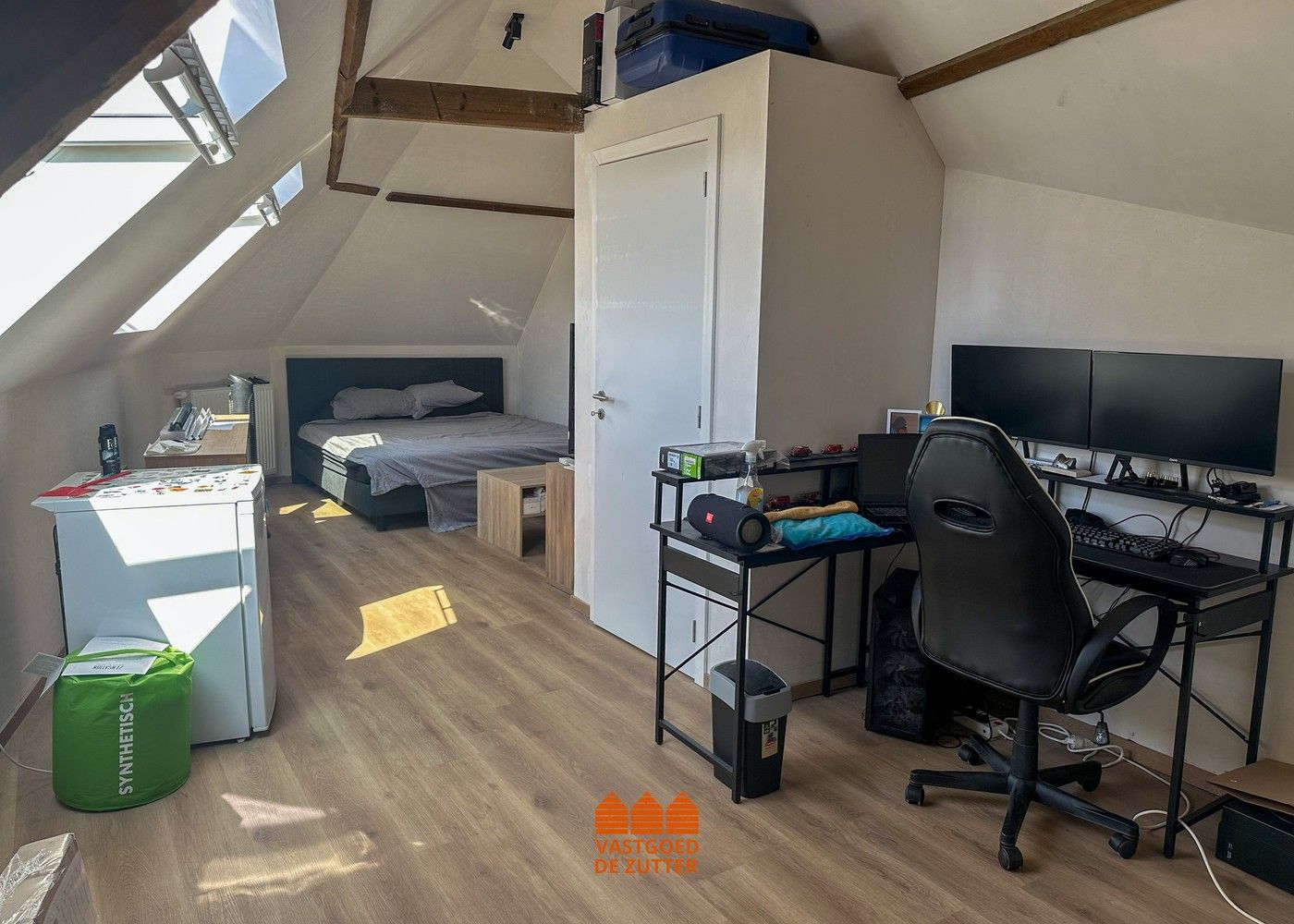 Volledig gerenoveerde halfopen bebouwing foto 11