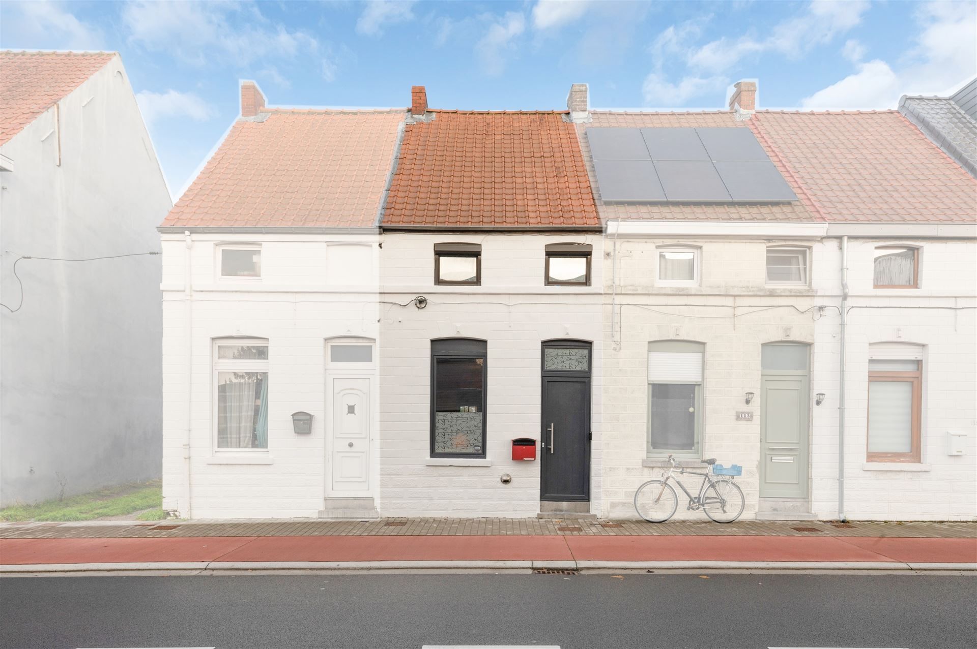 Hoofdfoto van de publicatie: Instapklare rijwoning met 3 slaapkamers op centrale ligging 