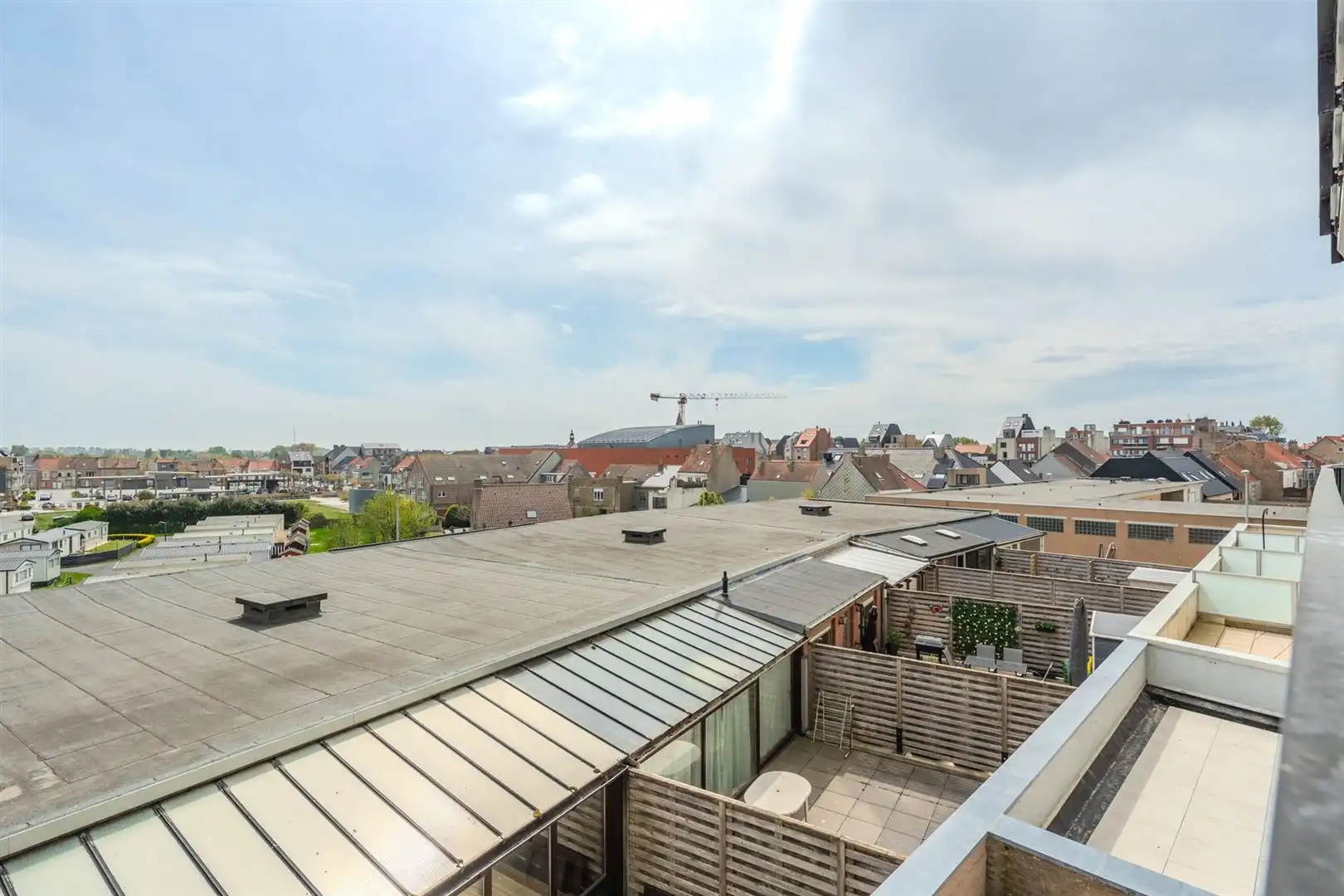 Zonnige studio met open zicht foto 17