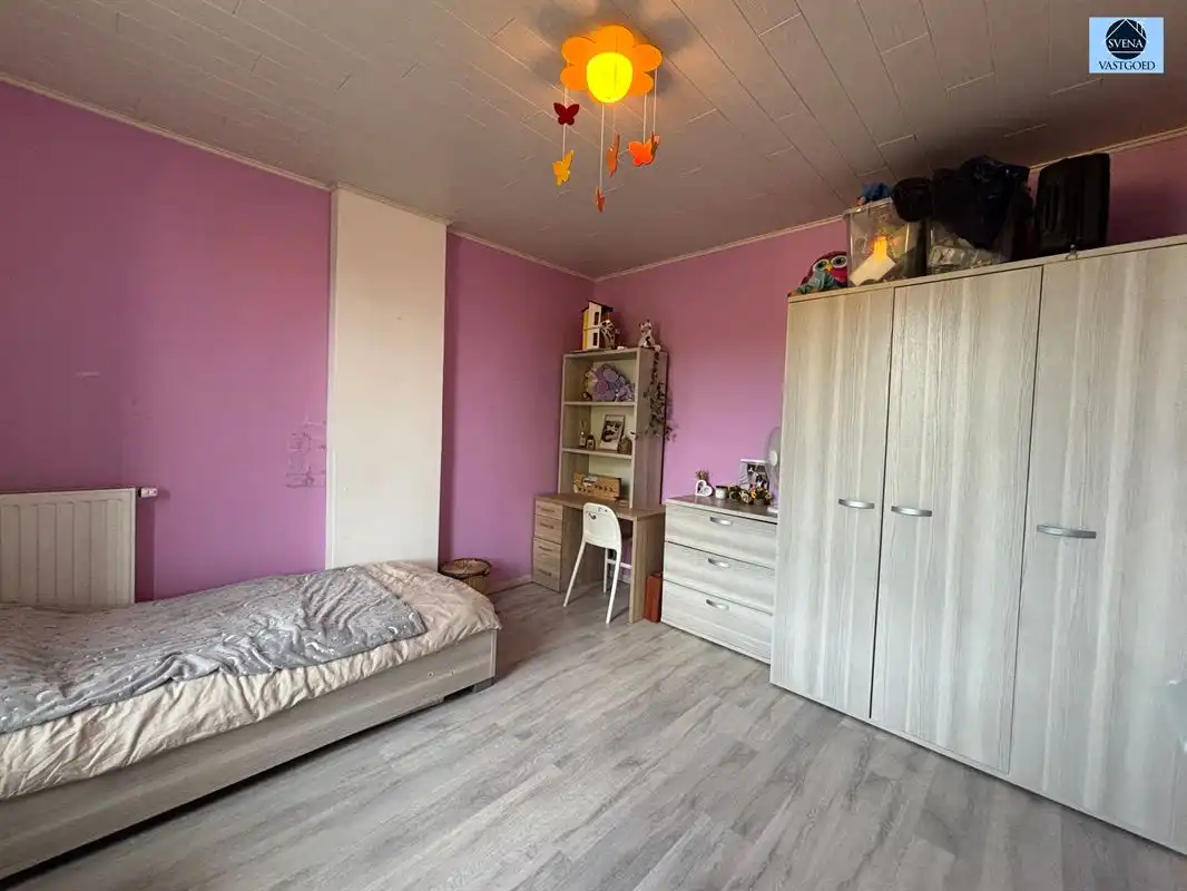 GERENOVEERDE WONING MET 3 SLAAPKAMERS EN TUIN foto 7