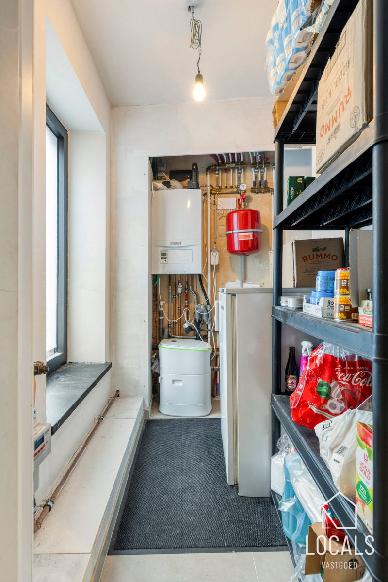 Volledig gerenoveerde woning in centrum Ninove foto 8