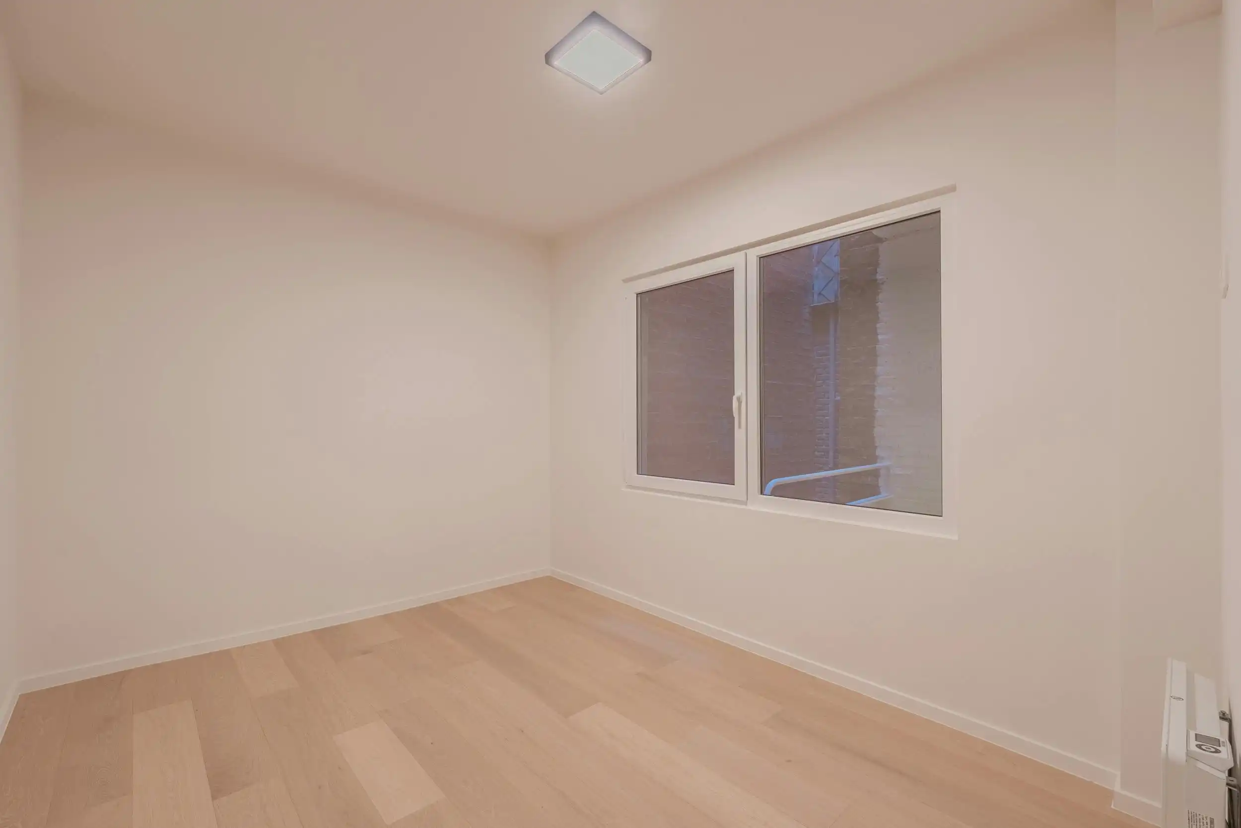 Gerenoveerd appartement te koop met zijdelings zeezicht! foto 14