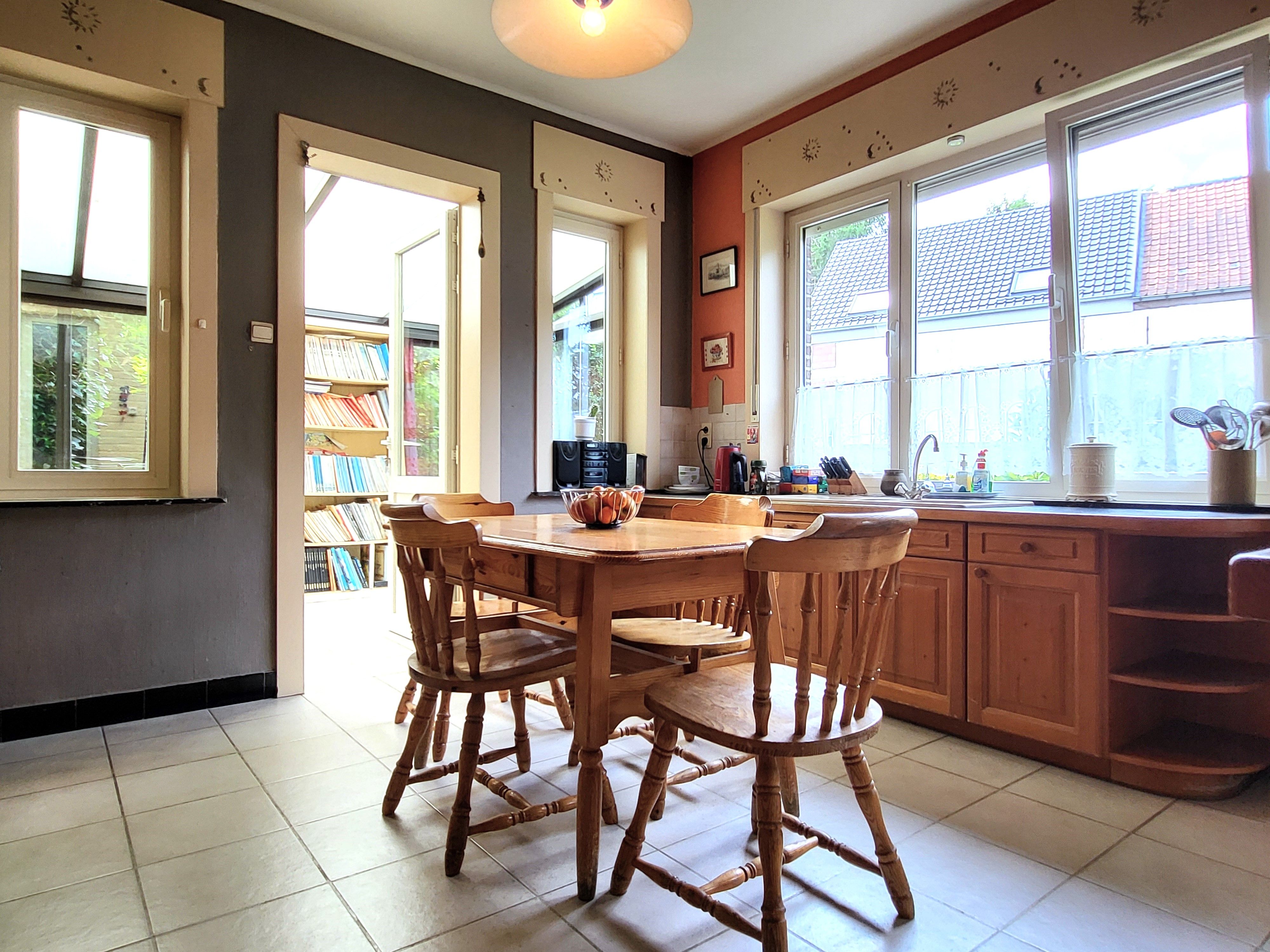Charmante open bebouwing op 488m² met mooie aangelegde tuin.  foto 16