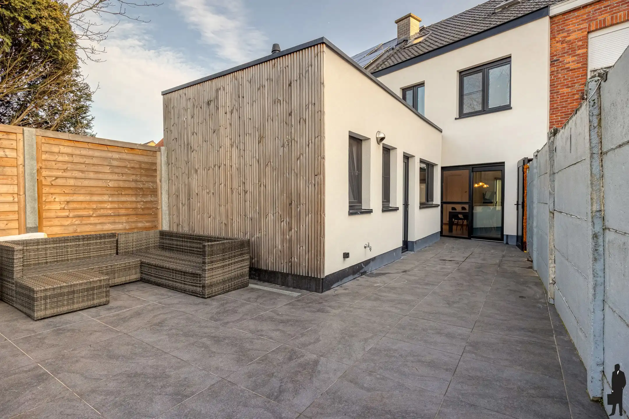 Volledig gerenoveerde gezinswoning met 3 slpk en tuin foto 18