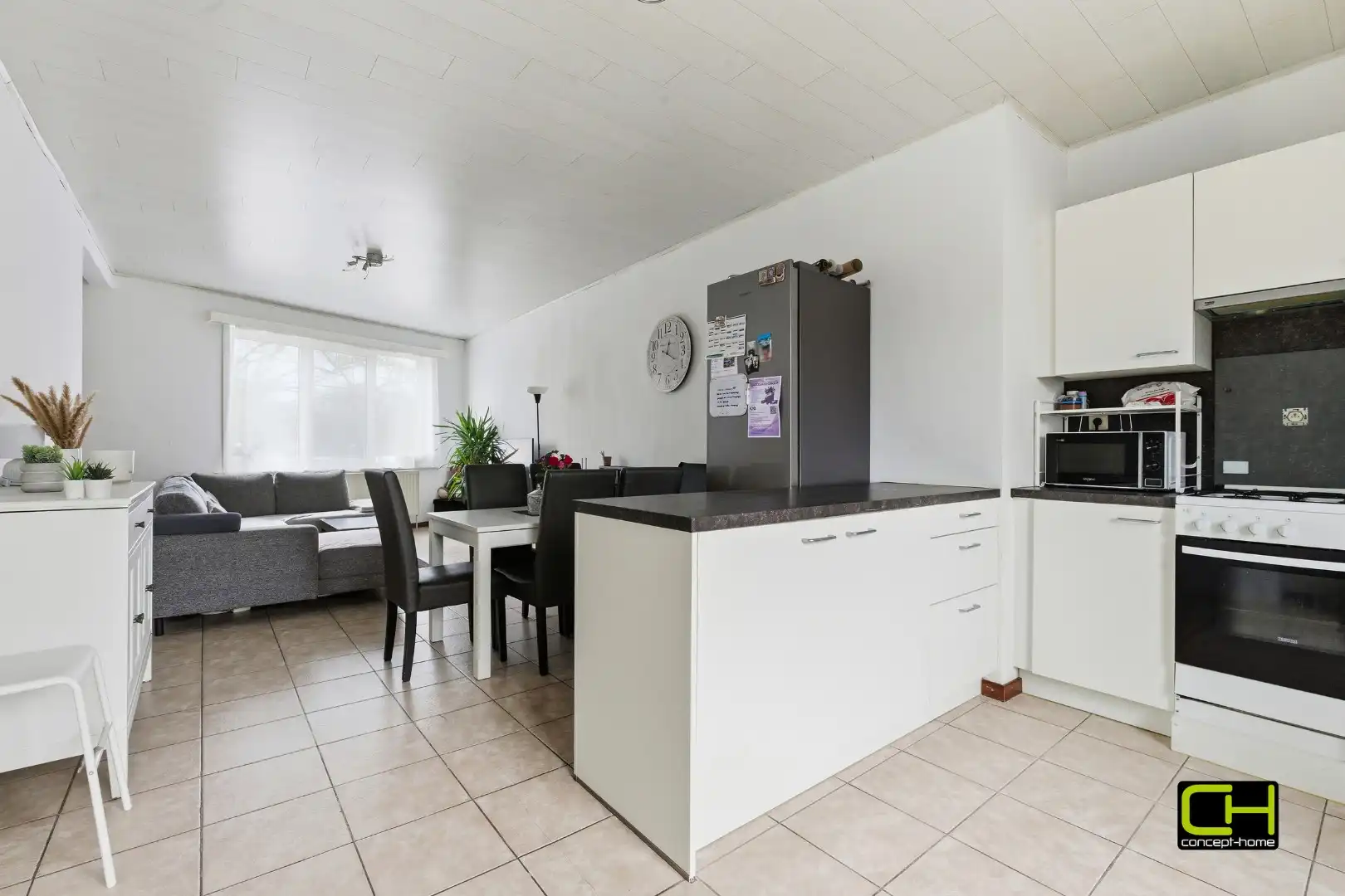 Duplexappartement met twee slaapkamers te koop in Mariakerke foto 2