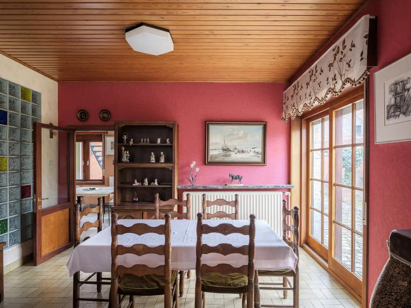 Karaktervolle burgerwoning met stadstuin op het dorpsplein van Zwijnaarde foto 24