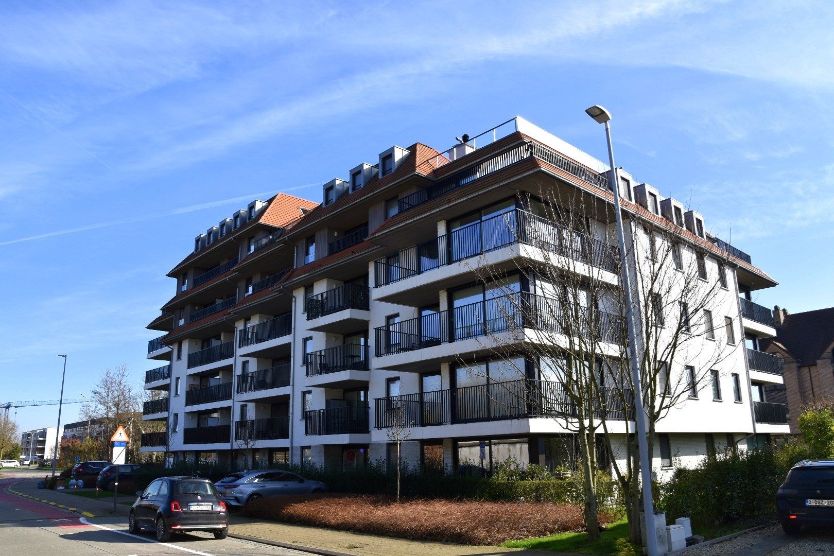 Penthouse (BJ 2018) met 2 slaapkamers en groot terras te koop in Harelbeke foto {{pictureIndex}}