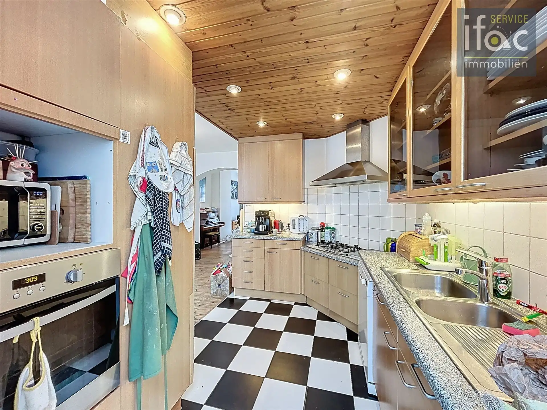 Ruime stadswoning met tuin foto 7