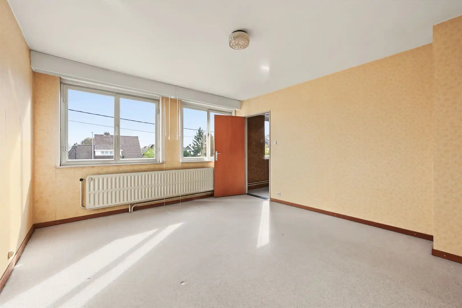 Karaktervolle villa met veel ruimte, licht en groen rondom. foto 14