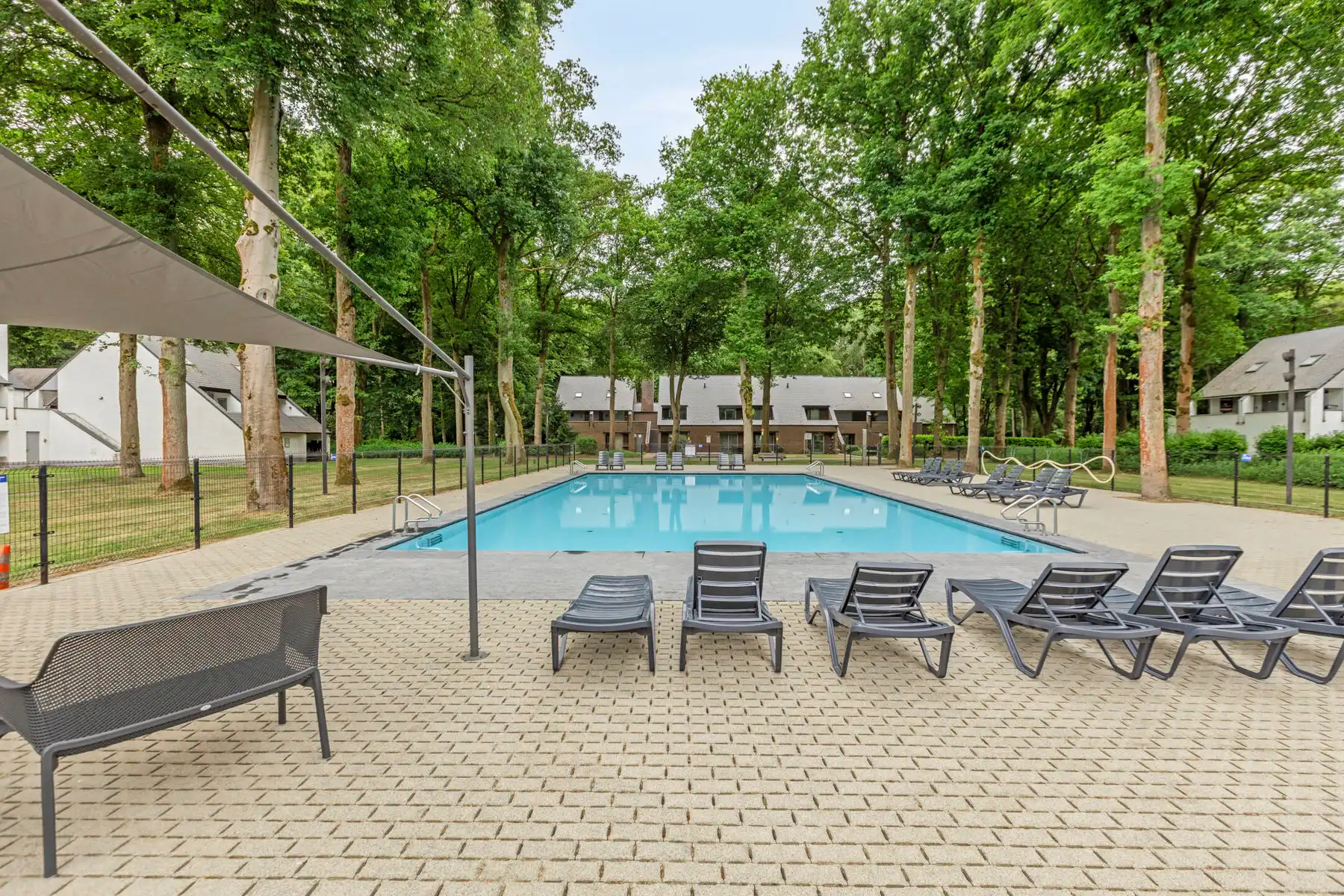 Volledig gerenoveerde vakantiewoning in Hengelhoef – Instap klaar en gemeubileerd! foto 16