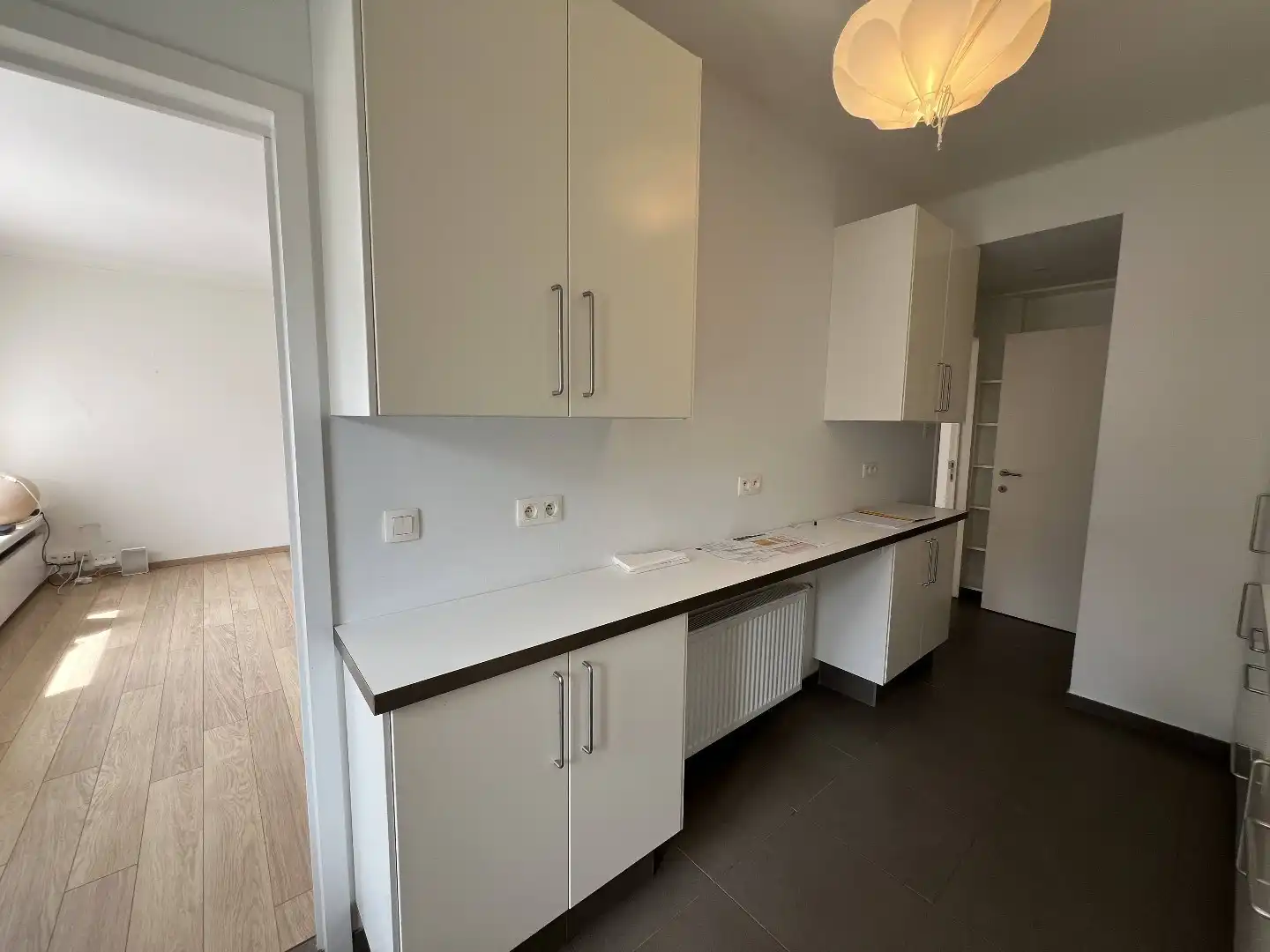 Te Huur – Appartement met Lateraal Zeezicht in het Centrum van Oostende foto 8