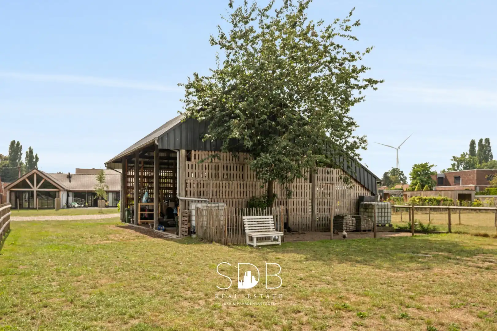 Uniek horecaconcept op een uitzonderlijk domein op 14.569 m² foto 28