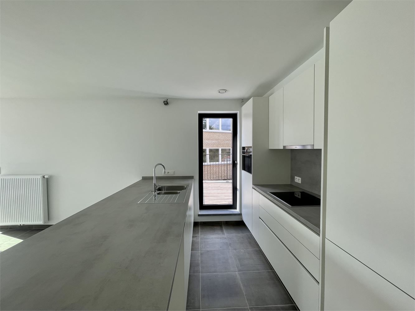 Recent appartement met twee slaapkamers en 2 terrassen foto 7