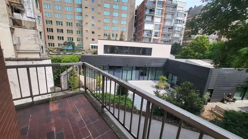 Ruim appartement (183m²) te Antwerpen-Centrum foto 14