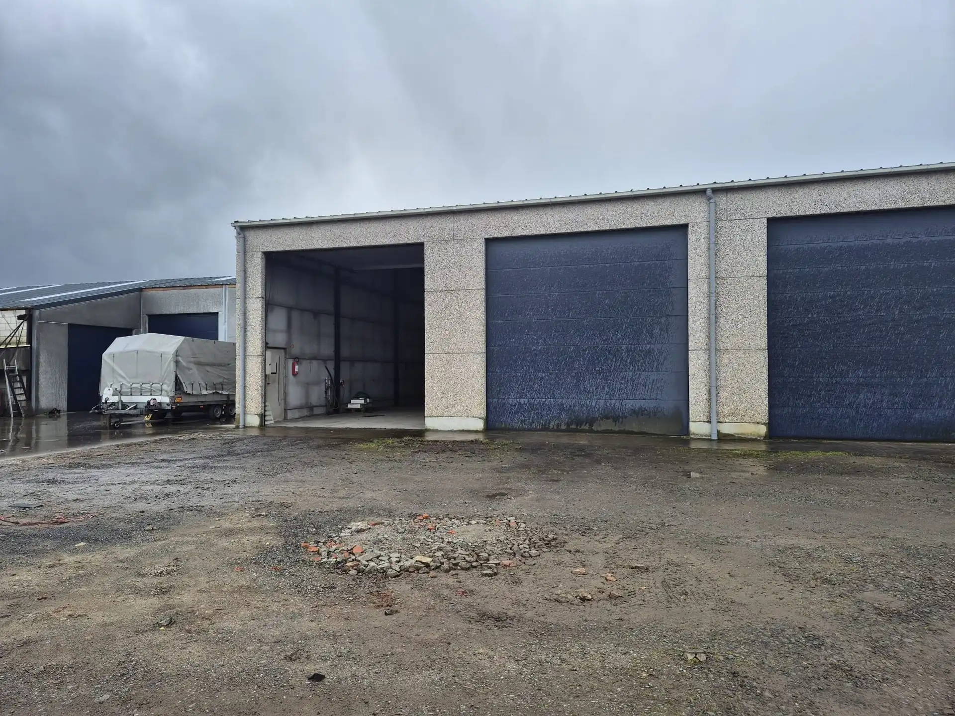 Gunstig gelegen magazijn van 150m². foto 7