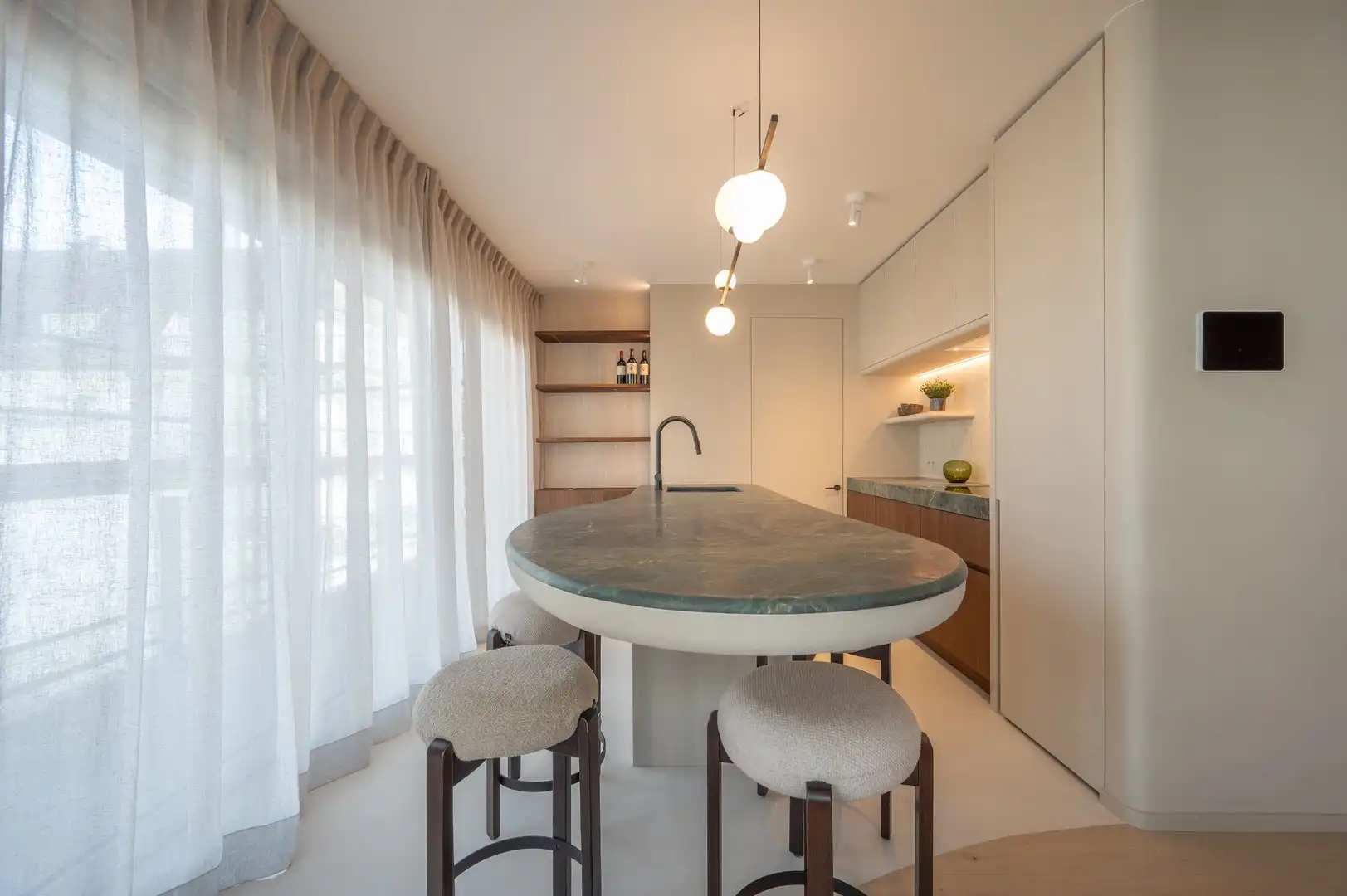 Instapklaar appartement met frontaal zeezicht in het Zoute. foto 12