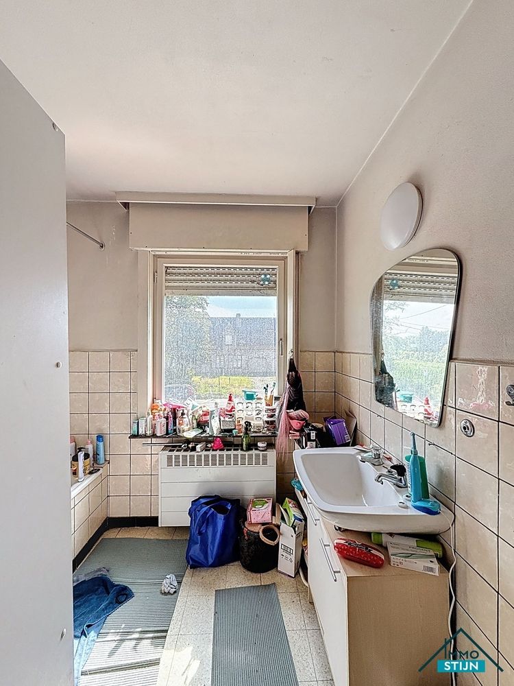 Halfopen bebouwing met 4 slaapkamers en garage foto 11