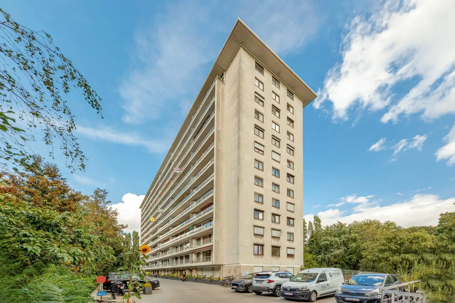 Lichtrijk 2-slaapkamerappartement met ruim terras op toplocatie in Berchem! foto 21