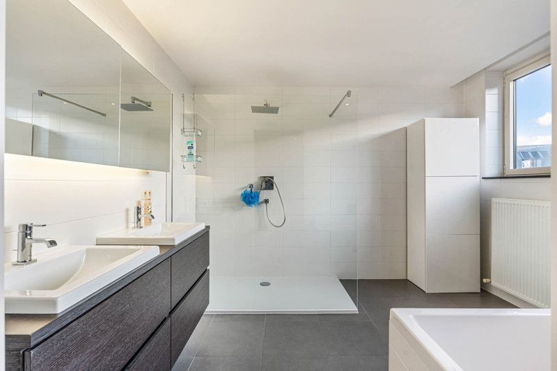 Klassevol duplex-appartement met gemeenschappelijk zwembad foto 18