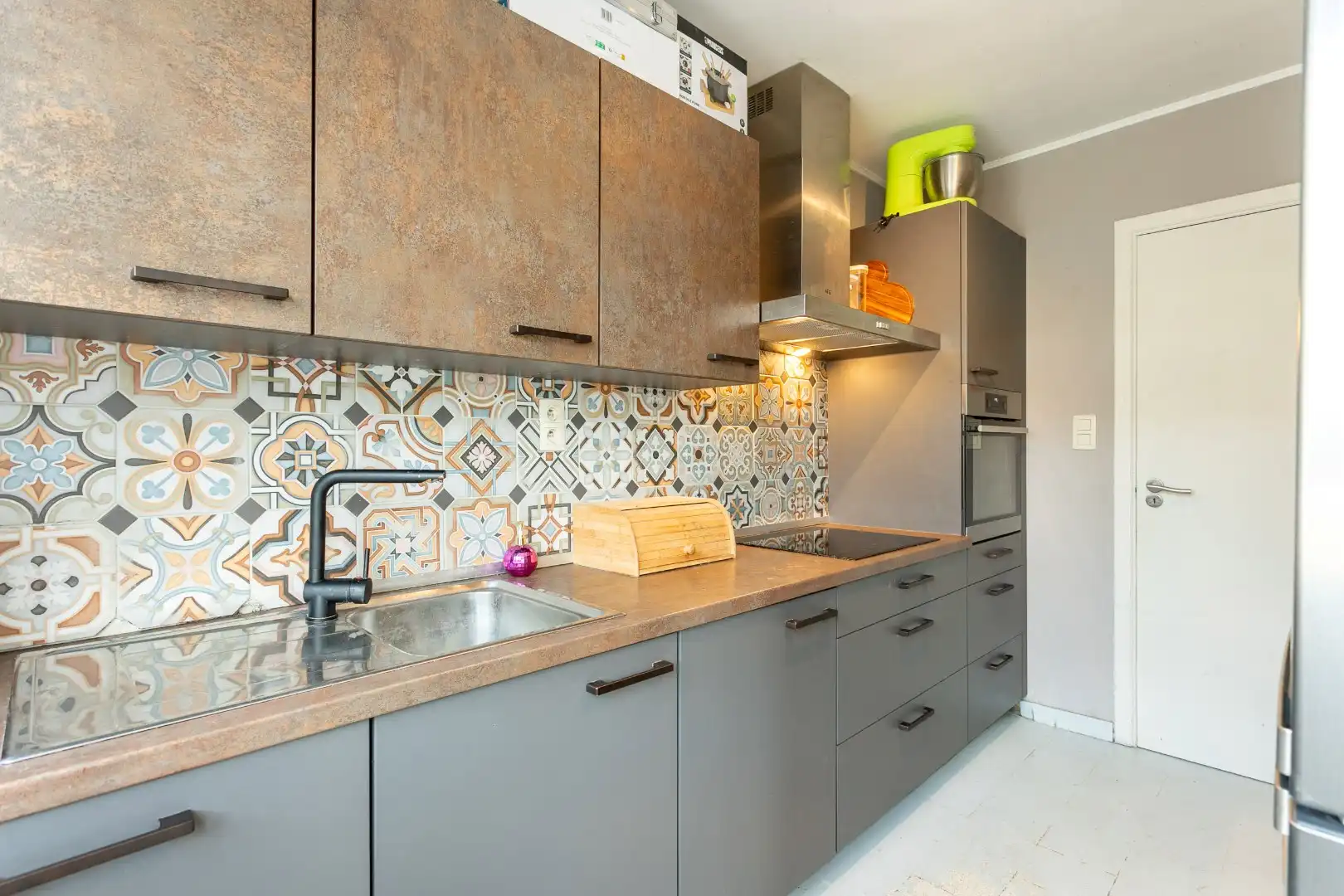 Instapklare woning met 3 slpk, tuin en garage te Lembeek foto 9