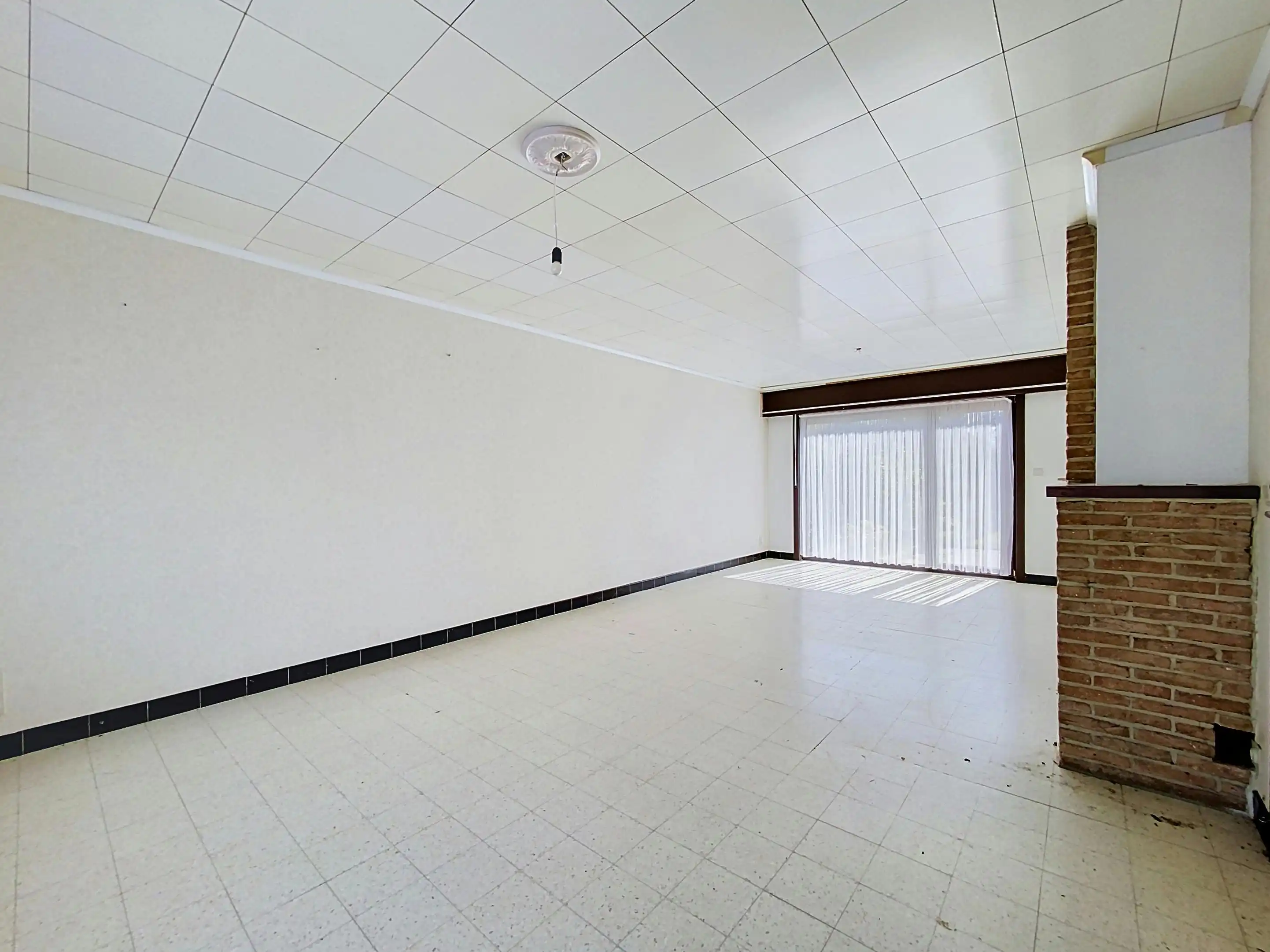 Te renoveren huis met 5 slaapkamers en tuin te koop in Heist foto 4
