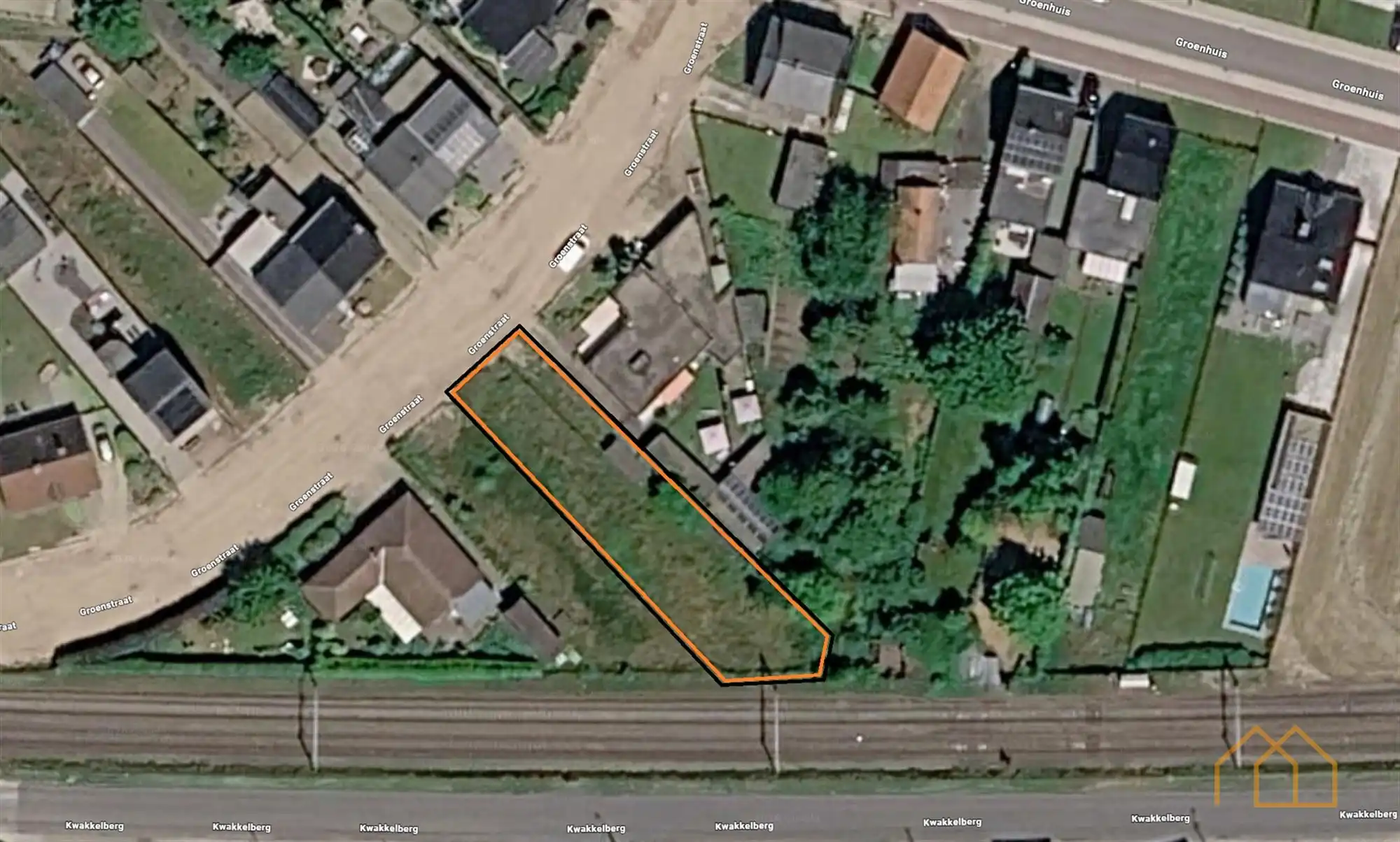 Bouwgrond van 883m² voor HOB foto 2
