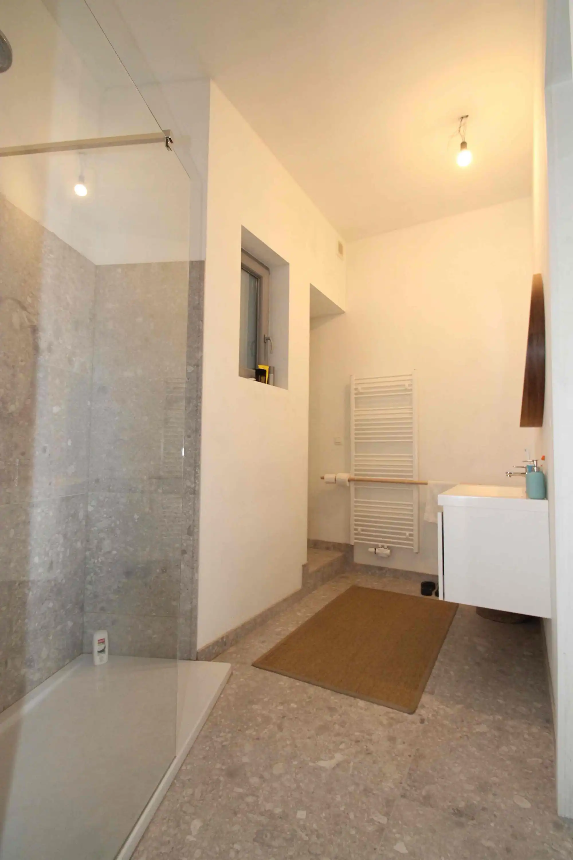 Leuk 1 slaapkamer appartement met ruime buitenruimte te 2018 Antwerpen! foto 7