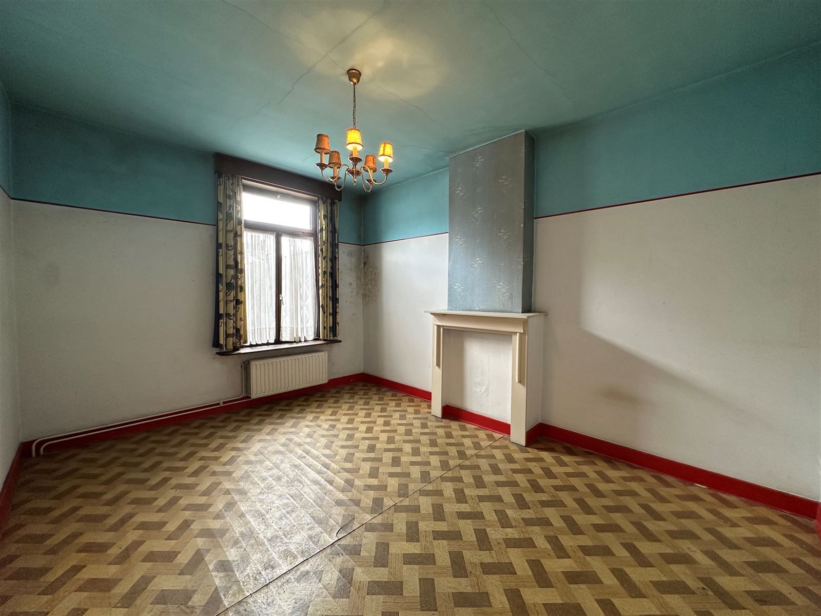 karaktervolle woning met handelsruimte in hartje Zottegem! foto 13