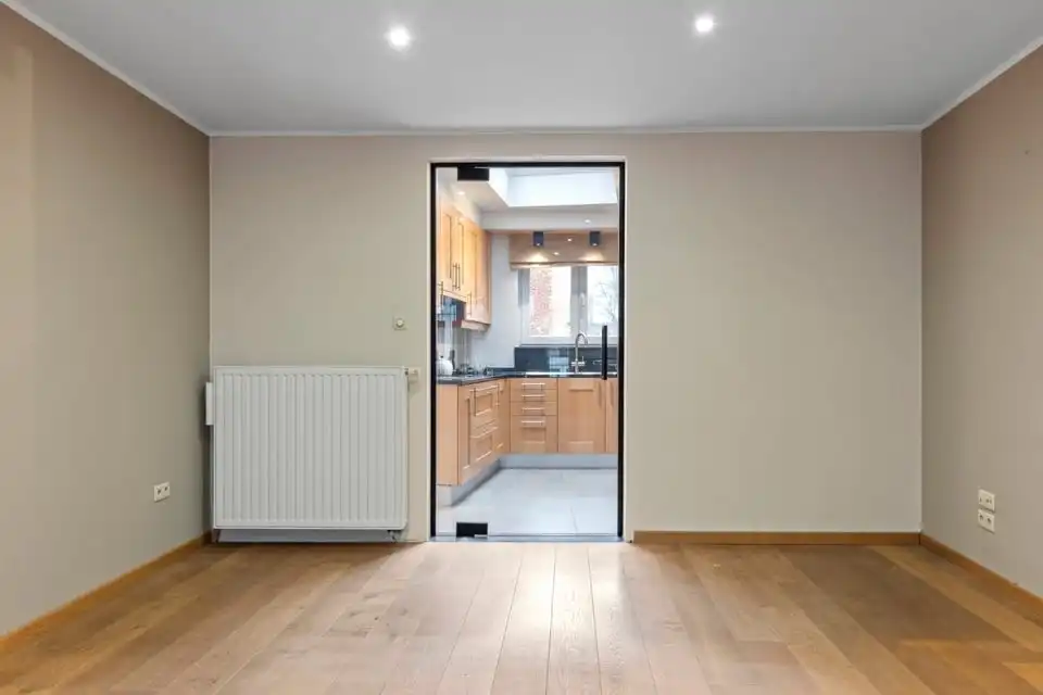 Charmant handelshuis op toplocatie in het hart van de Tongerse winkelstraat foto 5