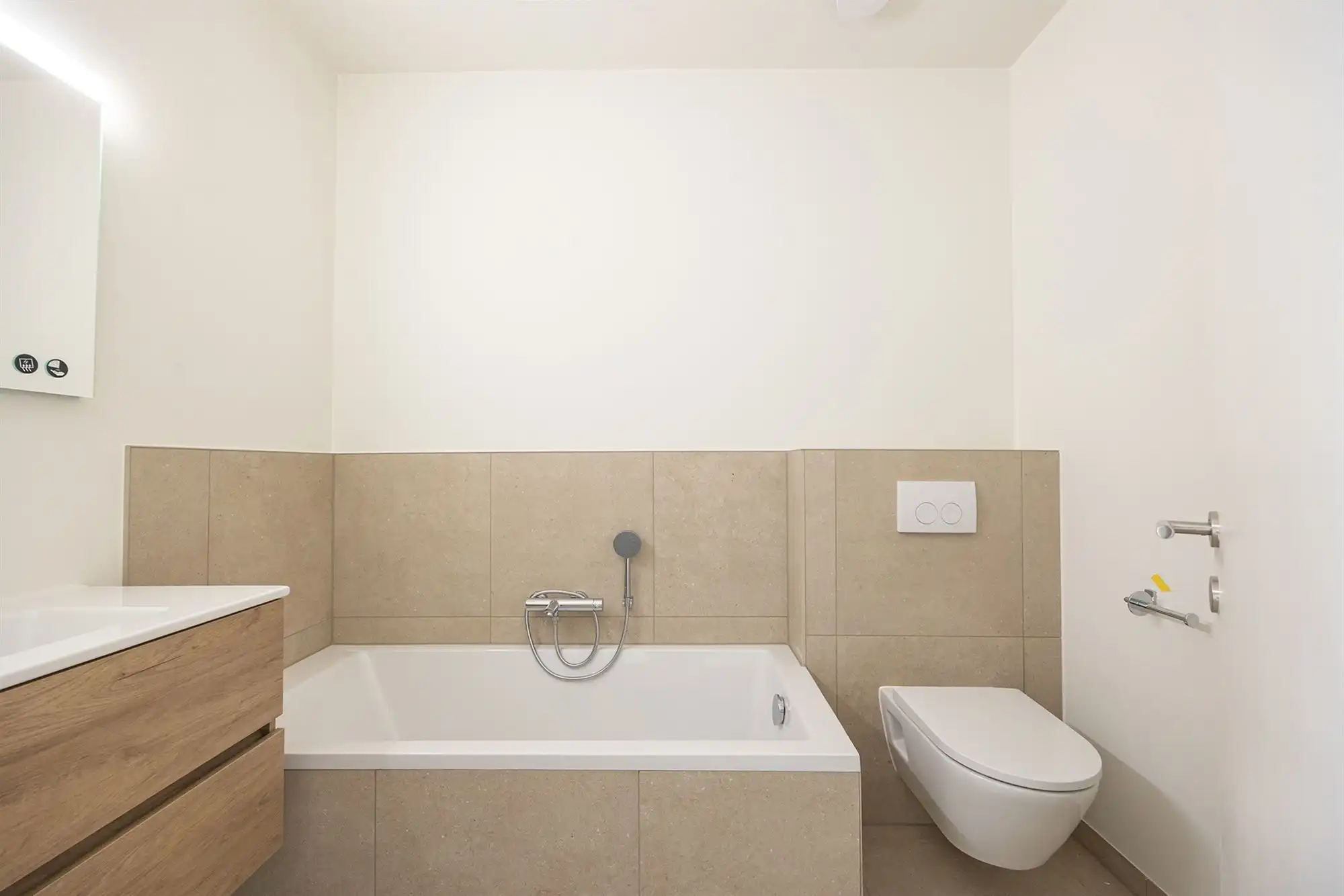 Shigeru Ban: app. met 3 slpkmrs., 2 bank. en 2 terrassen foto 18