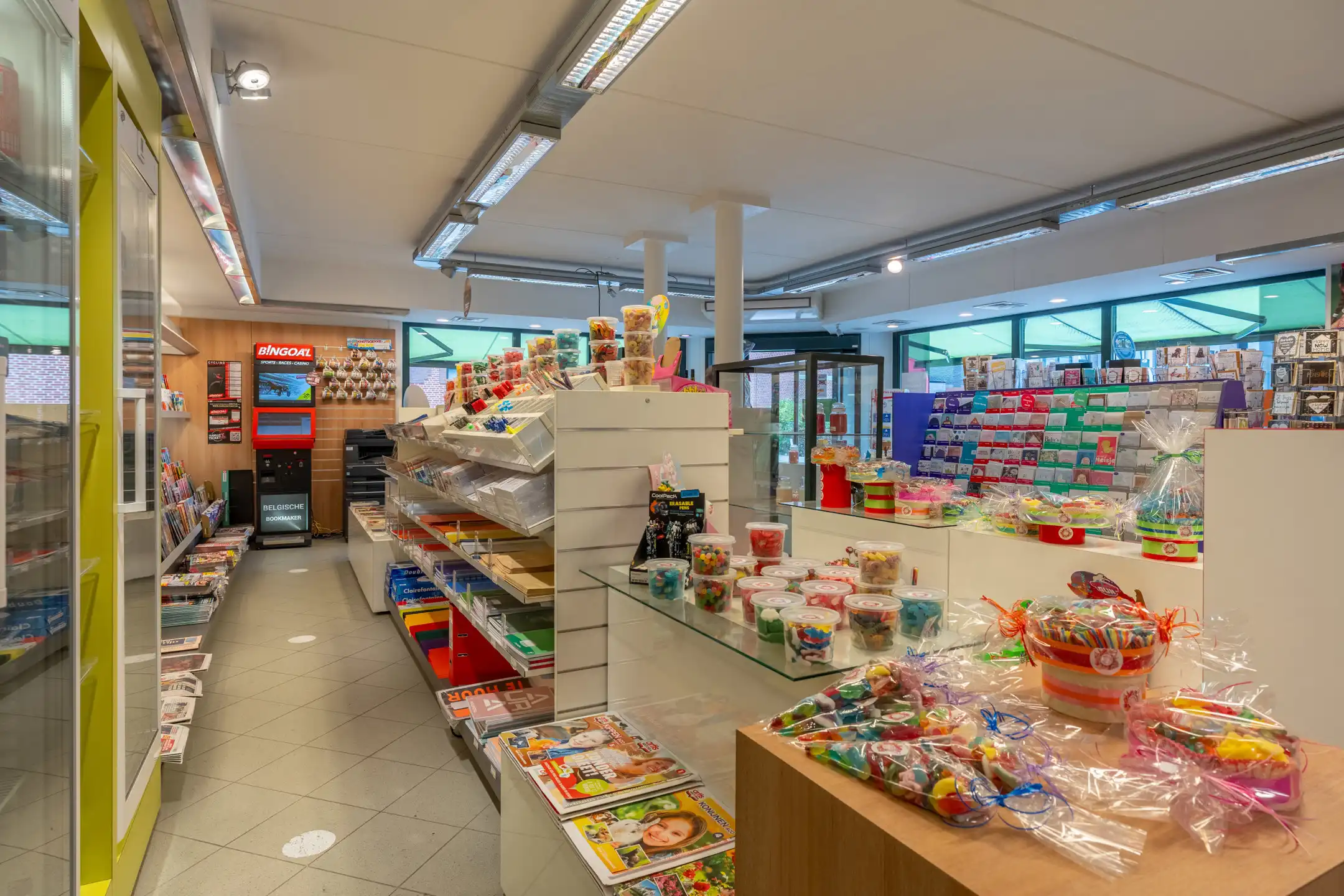 Ruim en gunstig gelegen handelspand met woonst in Vosselaar foto 5