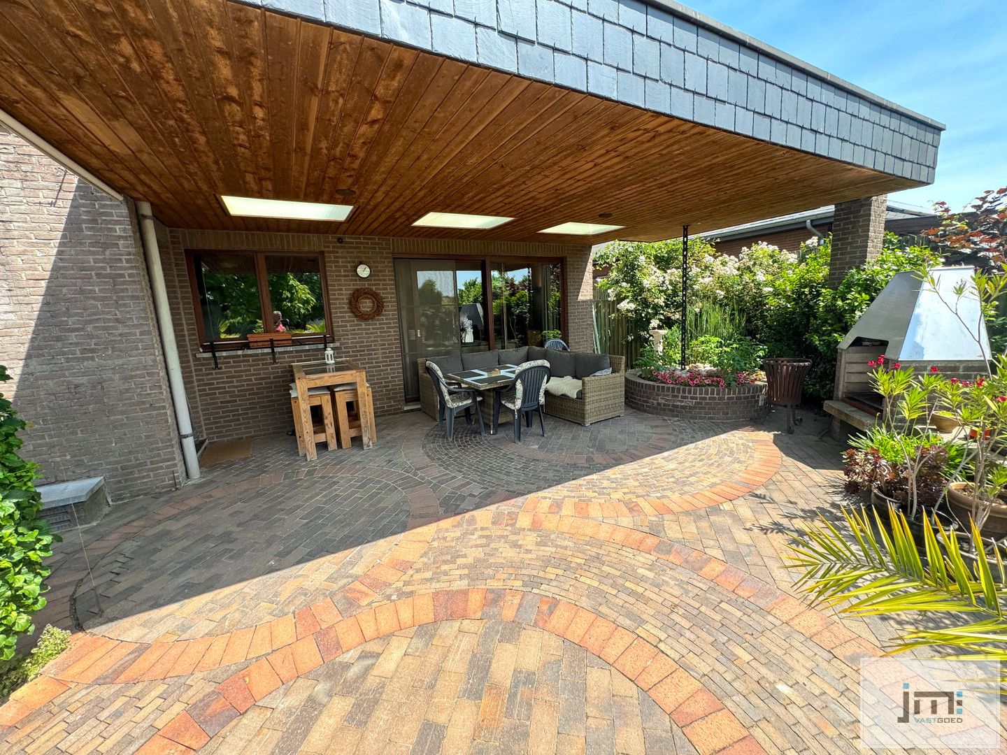 Rustig gelegen villa foto 17