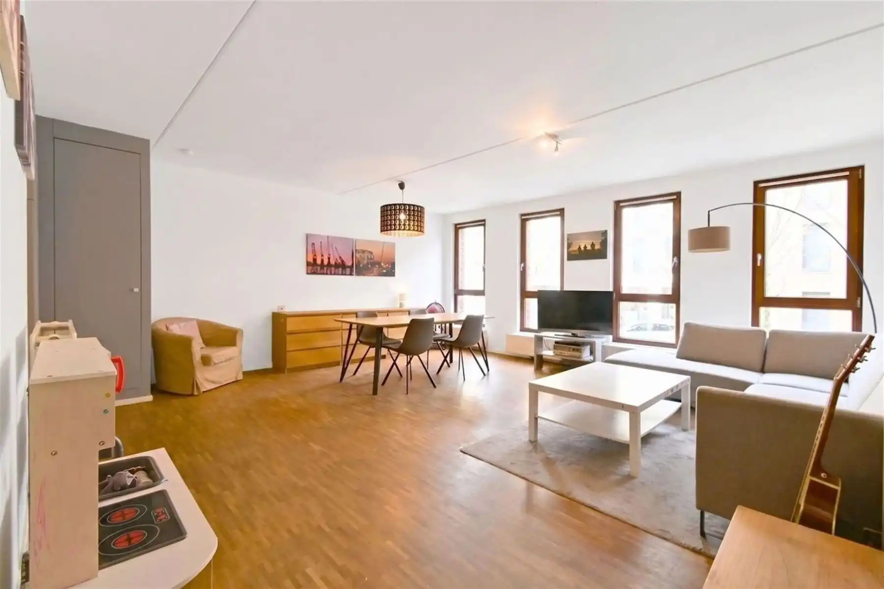 Trendy appartement met 2 slaapkamers op het Eilandje! foto 3