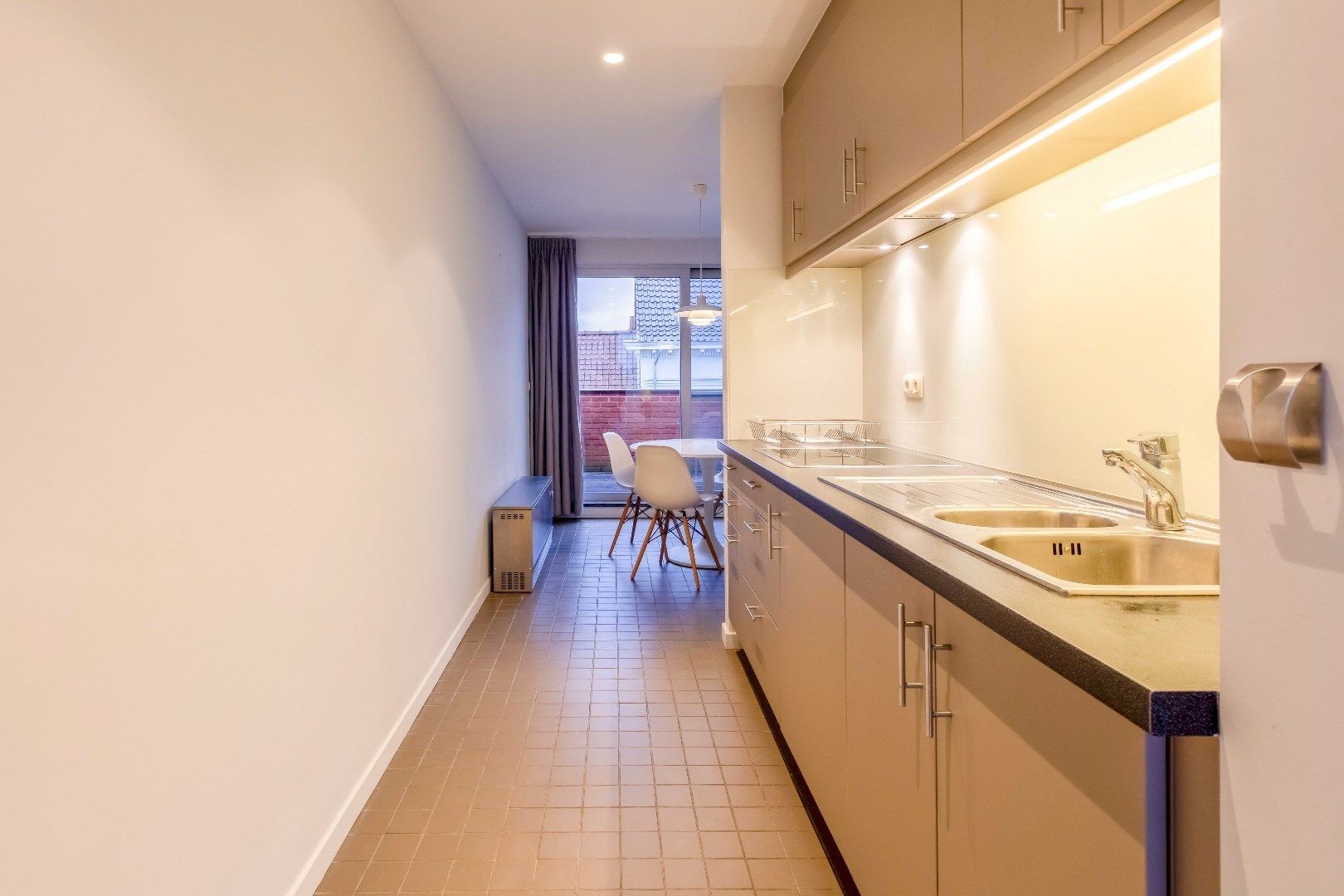 Gemeubeld duplex-appartement met terras  foto 8