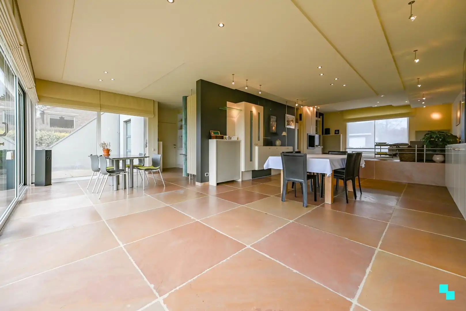 Charmante alleenstaande villa met prachtig landelijk uitzicht en ruime tuin foto 9