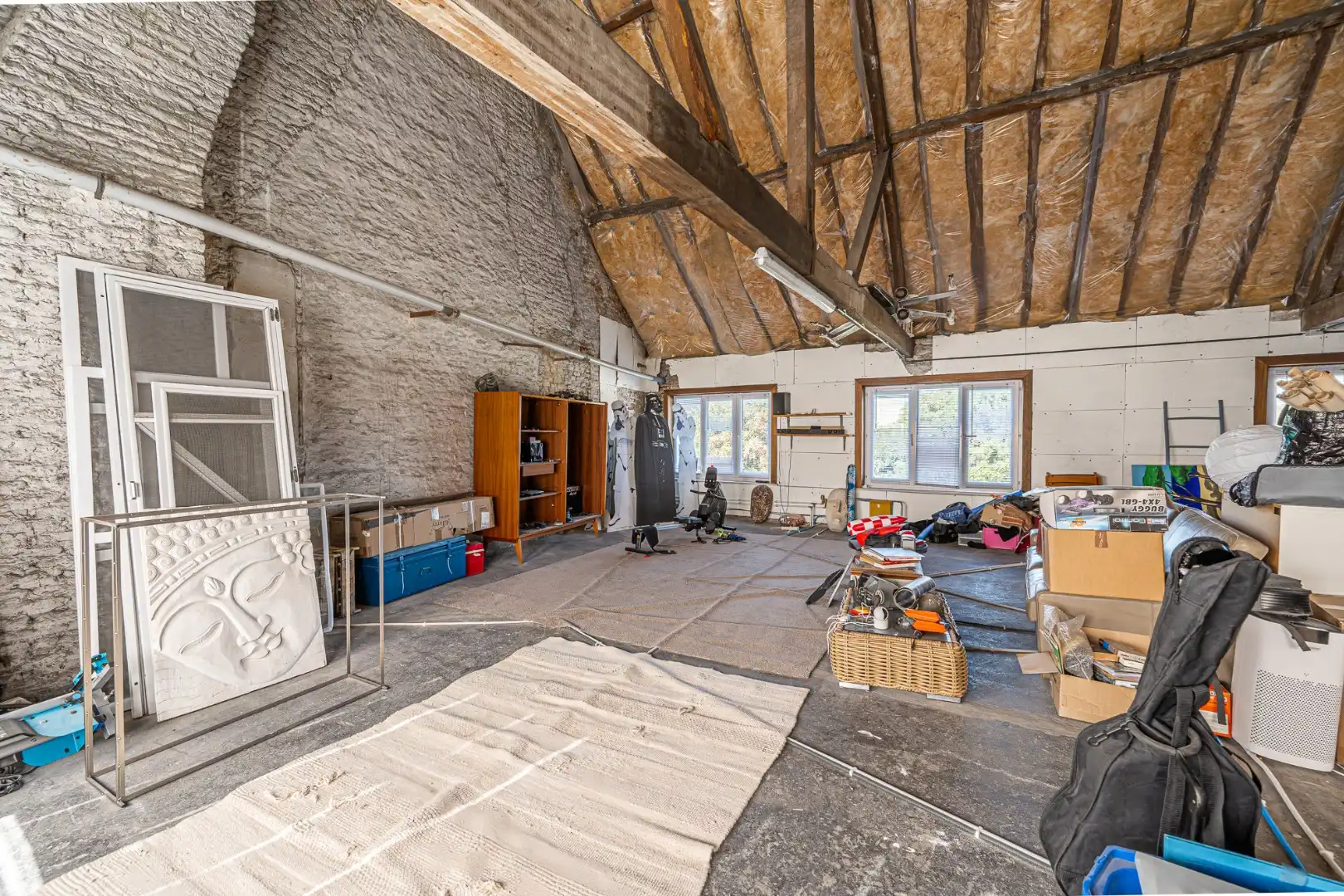 Ruime, instapklare woning met 3 slaapkamers en grote tuin in Menen foto 18
