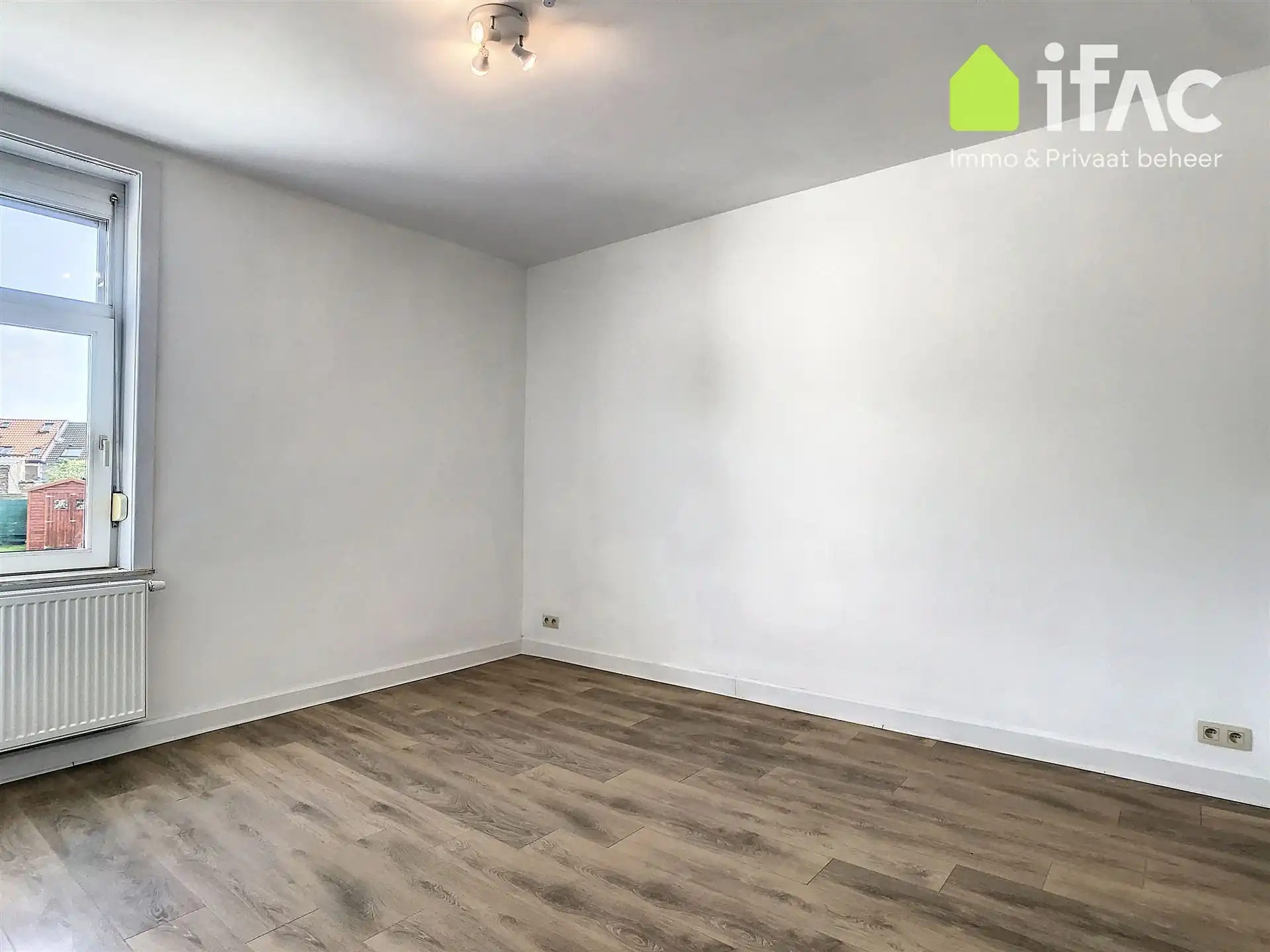 Gerenoveerde 4 slaapkamer woning in centrum Tervuren foto 11
