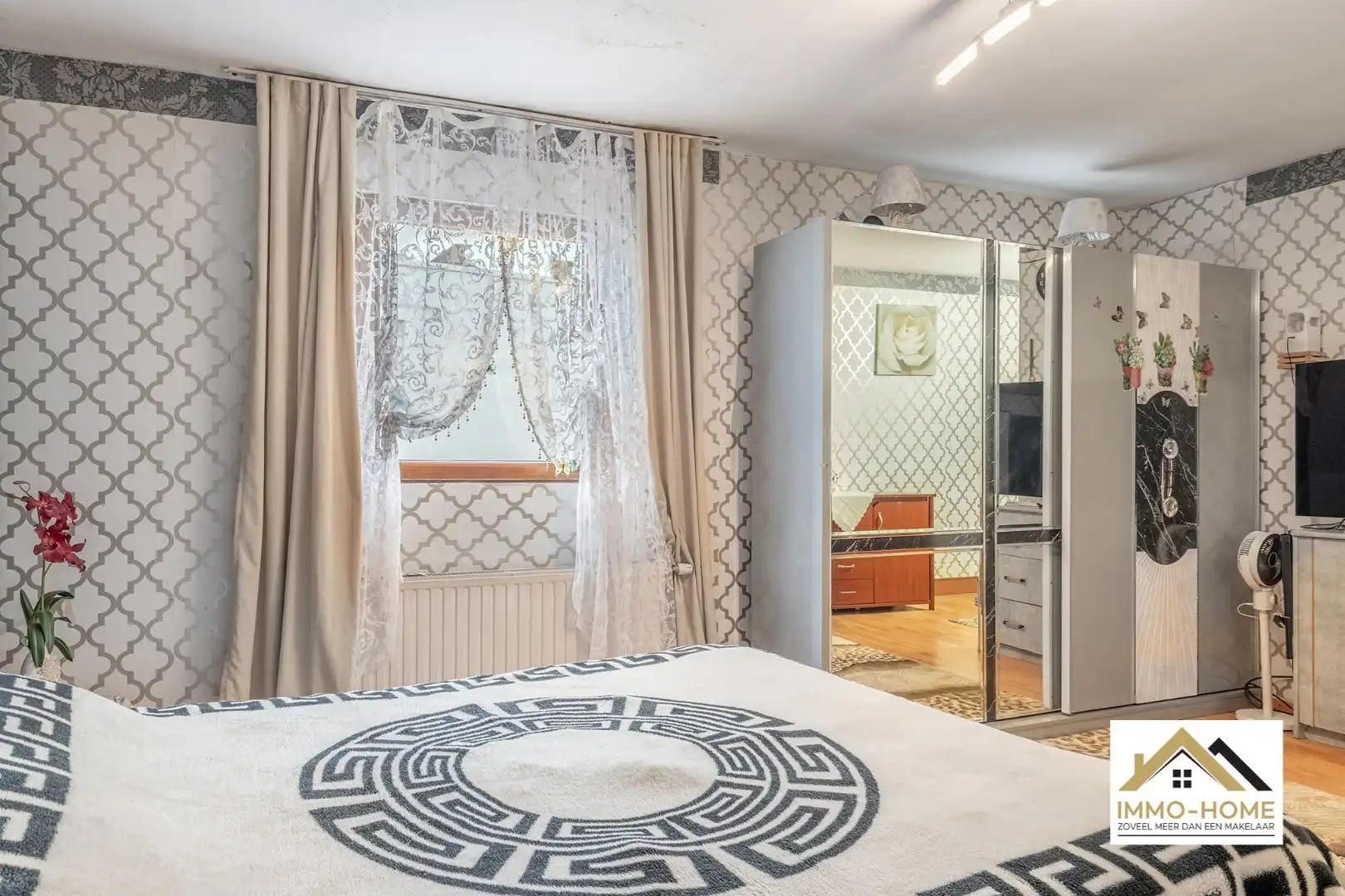 Handelshuis met veel potentieel op wandelafstand centrum Wachtebeke foto 11