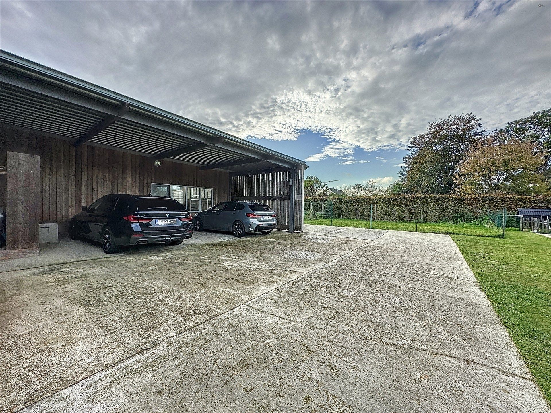 Prachtig gerenoveerde woning in Belsele met 5 slaapkamers en 2 badkamers op perceel van 2200m²  foto 28