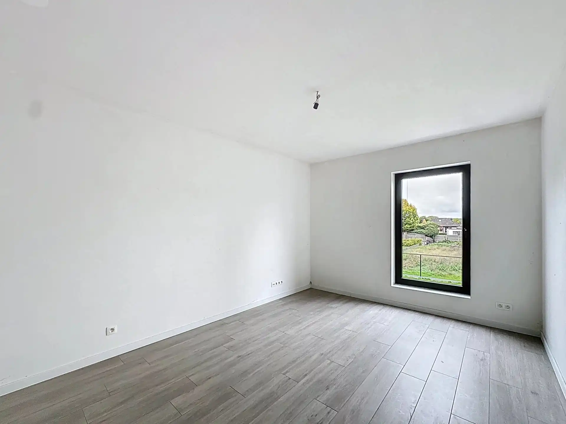 Moderne BEN-woning met 3 slaapkamers en een carport op een mooi perceel. foto 23